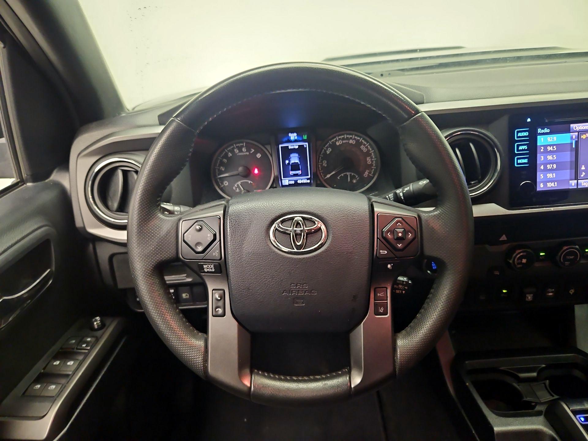 Thumbnail: 2019 Toyota Tacoma - 10