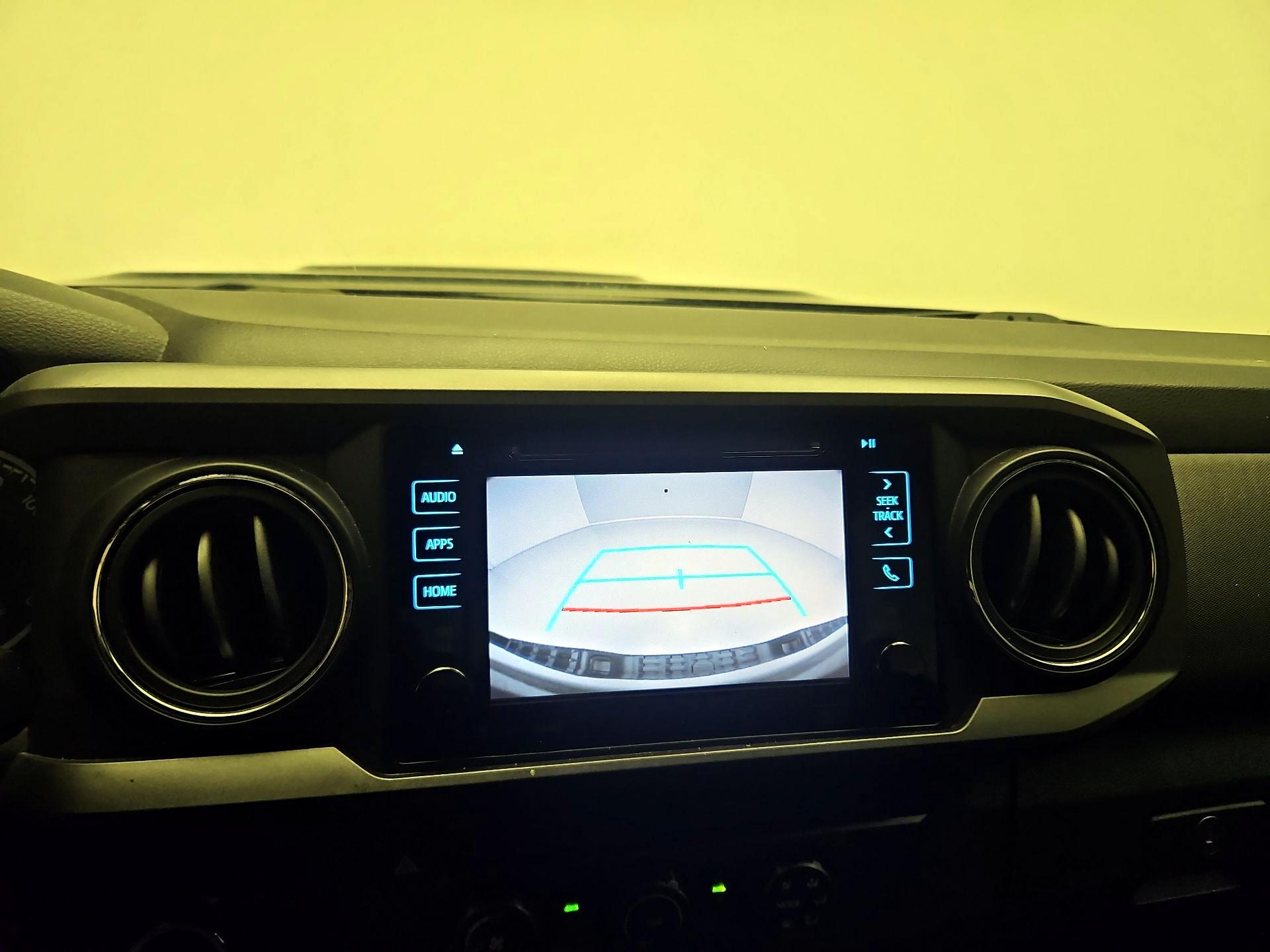 Thumbnail: 2019 Toyota Tacoma - 13