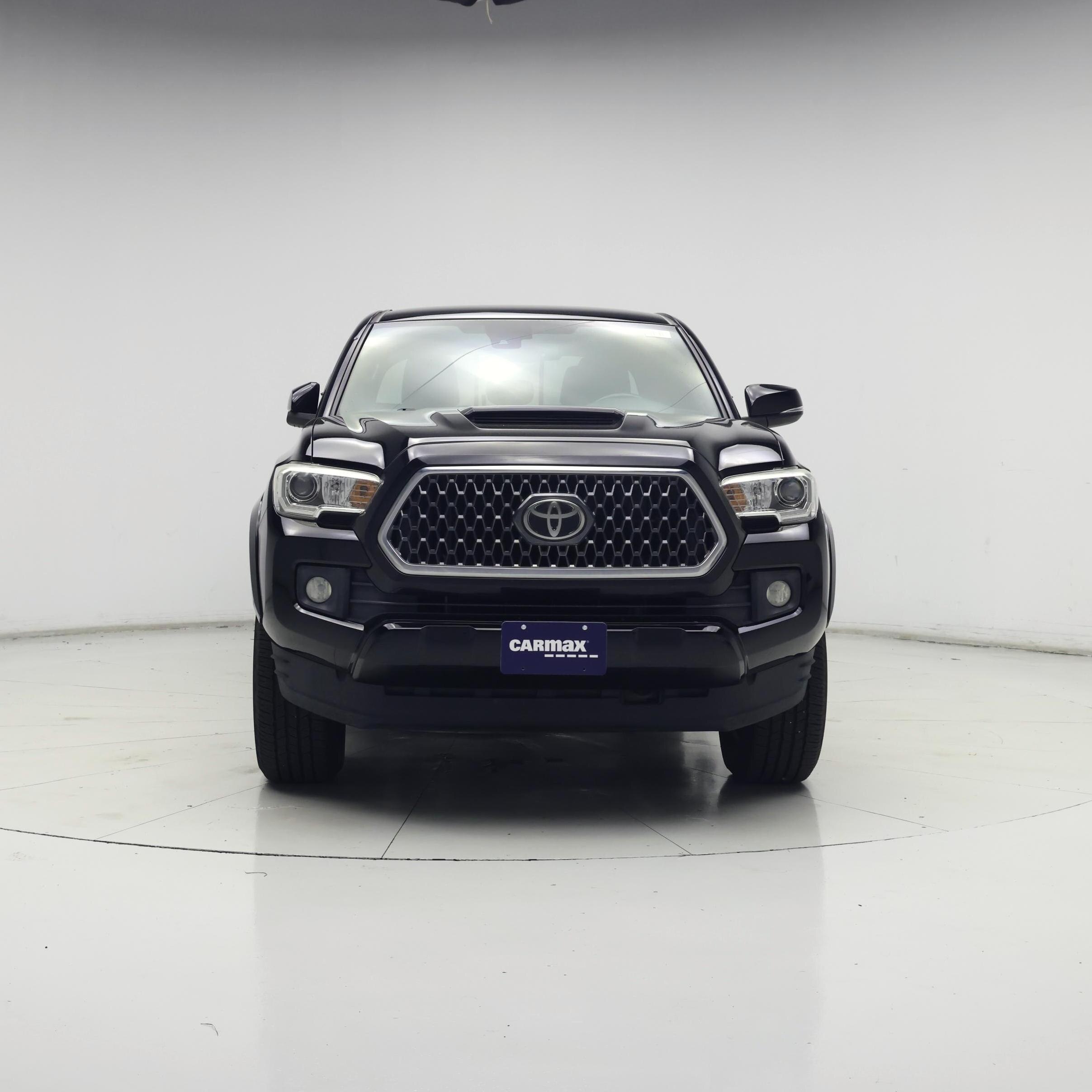 Thumbnail: 2019 Toyota Tacoma - 5