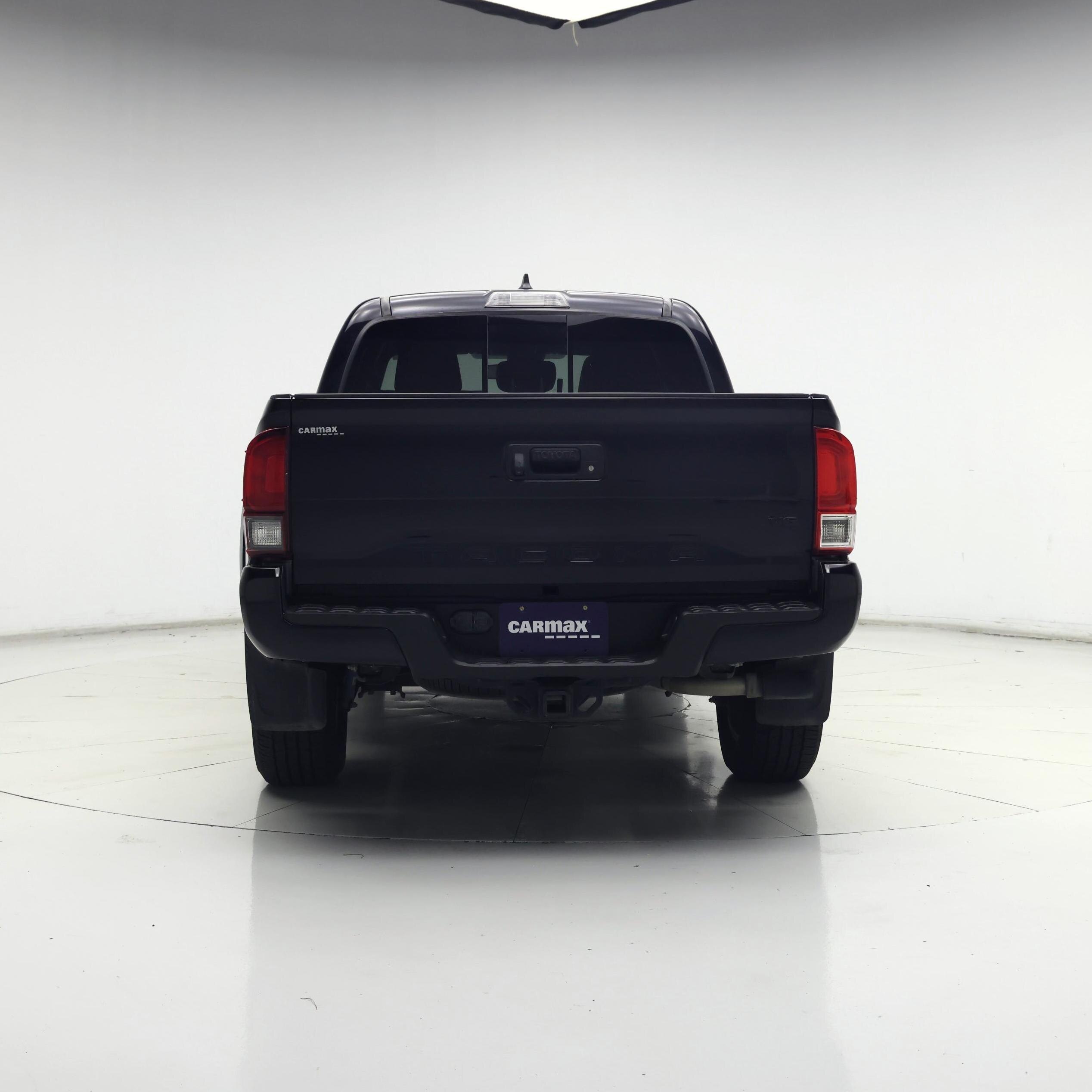 Thumbnail: 2019 Toyota Tacoma - 6