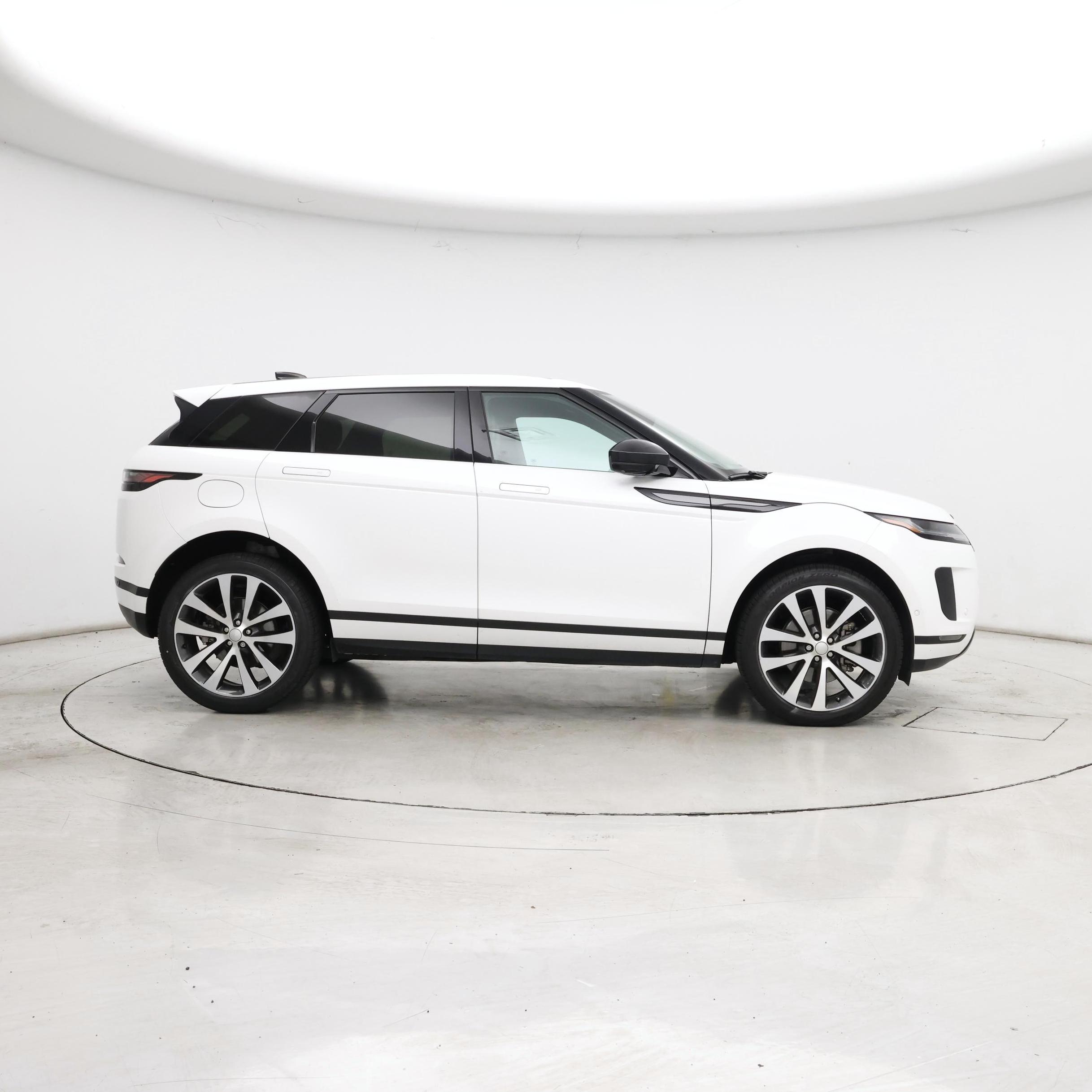 Thumbnail: 2024 Land Rover Range Rover Evoque - 7
