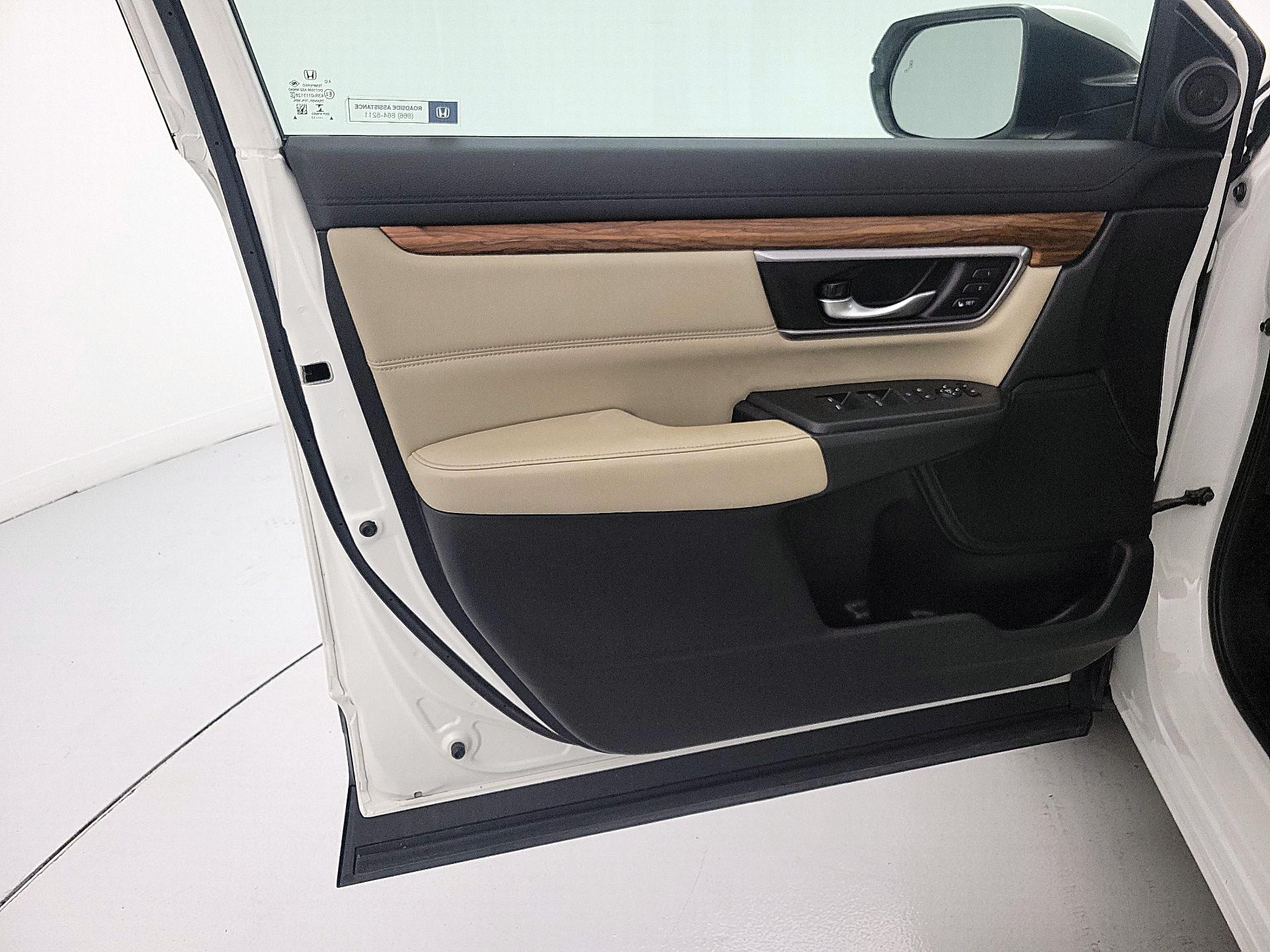 Thumbnail: 2017 Honda CR-V - 12