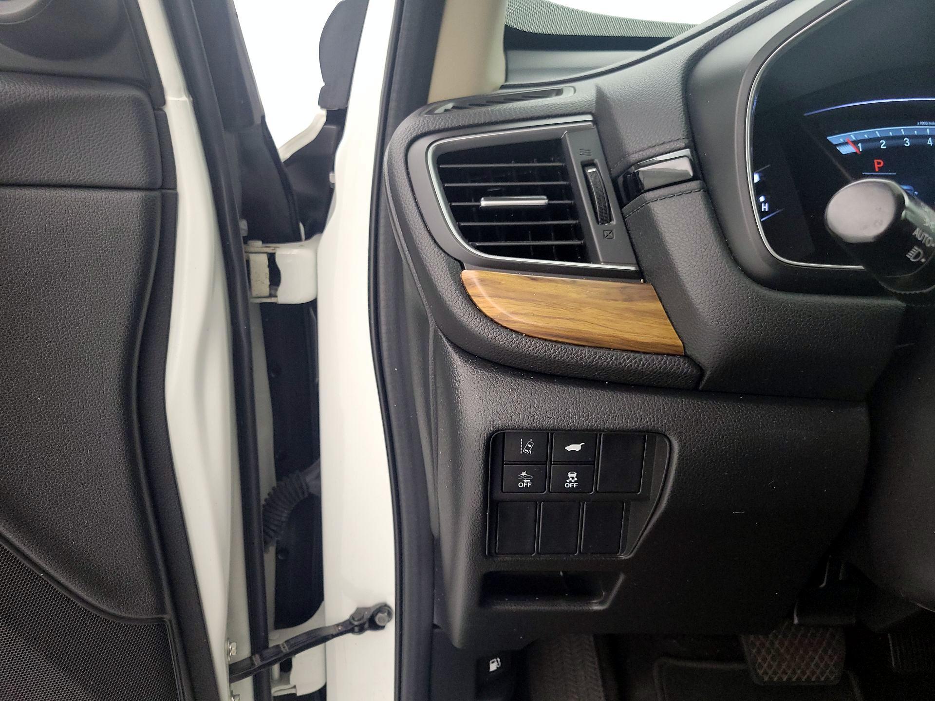 Thumbnail: 2017 Honda CR-V - 13