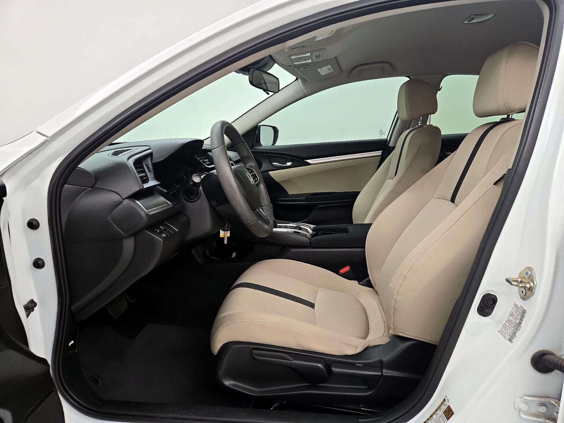 Thumbnail: 2016 Honda Civic - 11