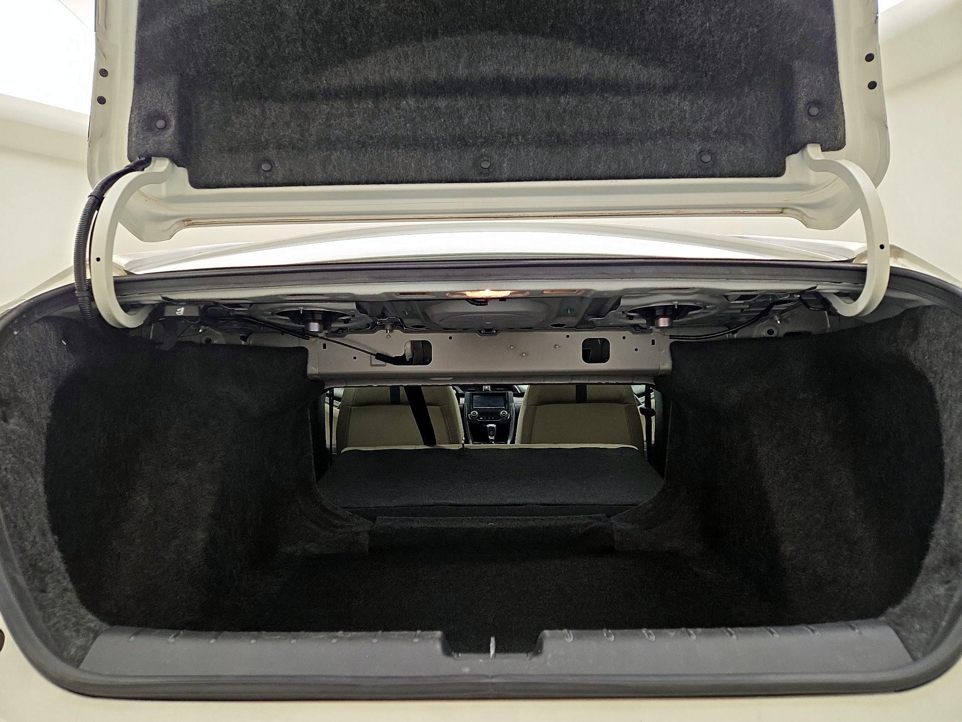 Thumbnail: 2016 Honda Civic - 20