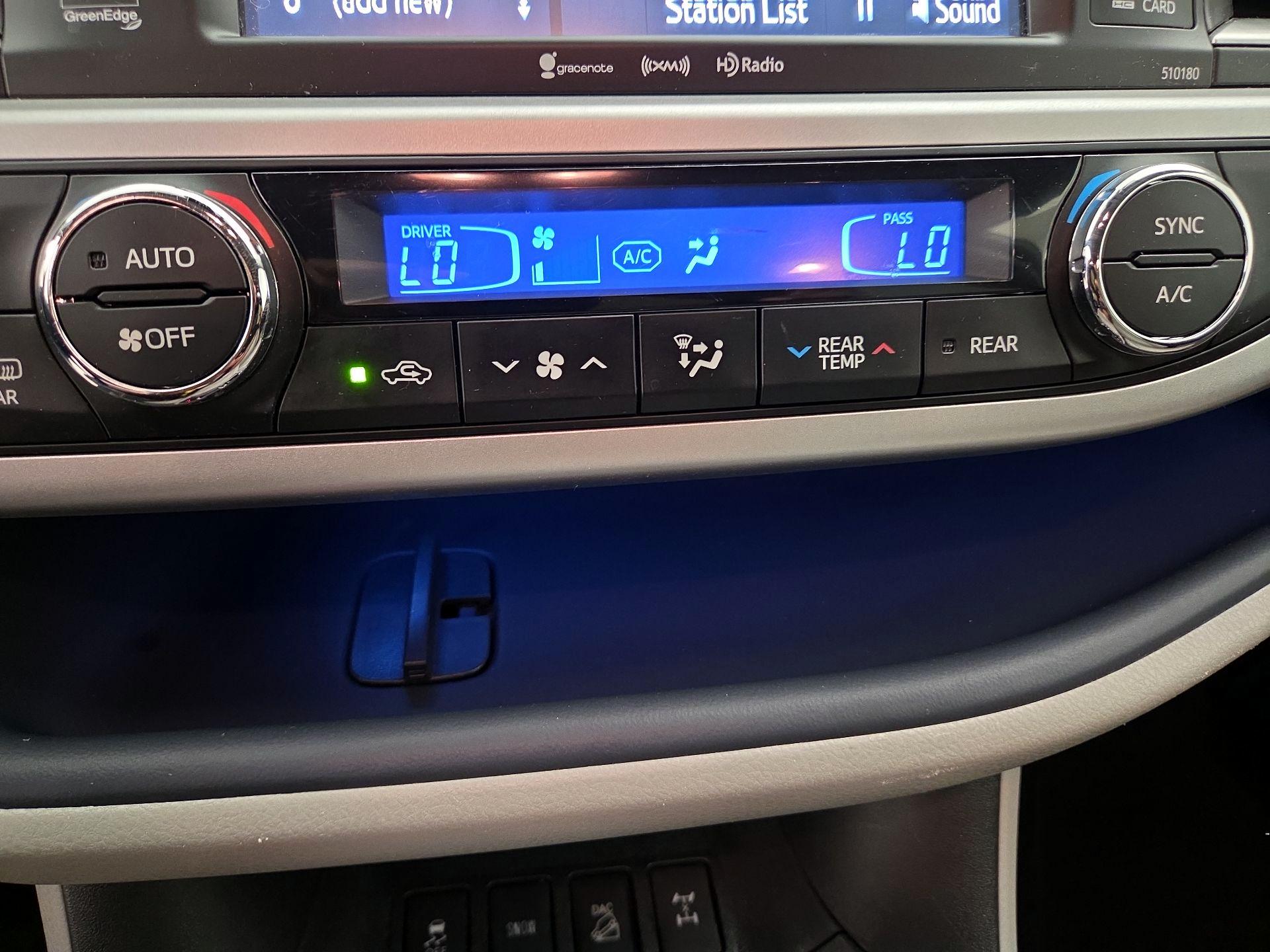 Thumbnail: 2017 Toyota Highlander - 16
