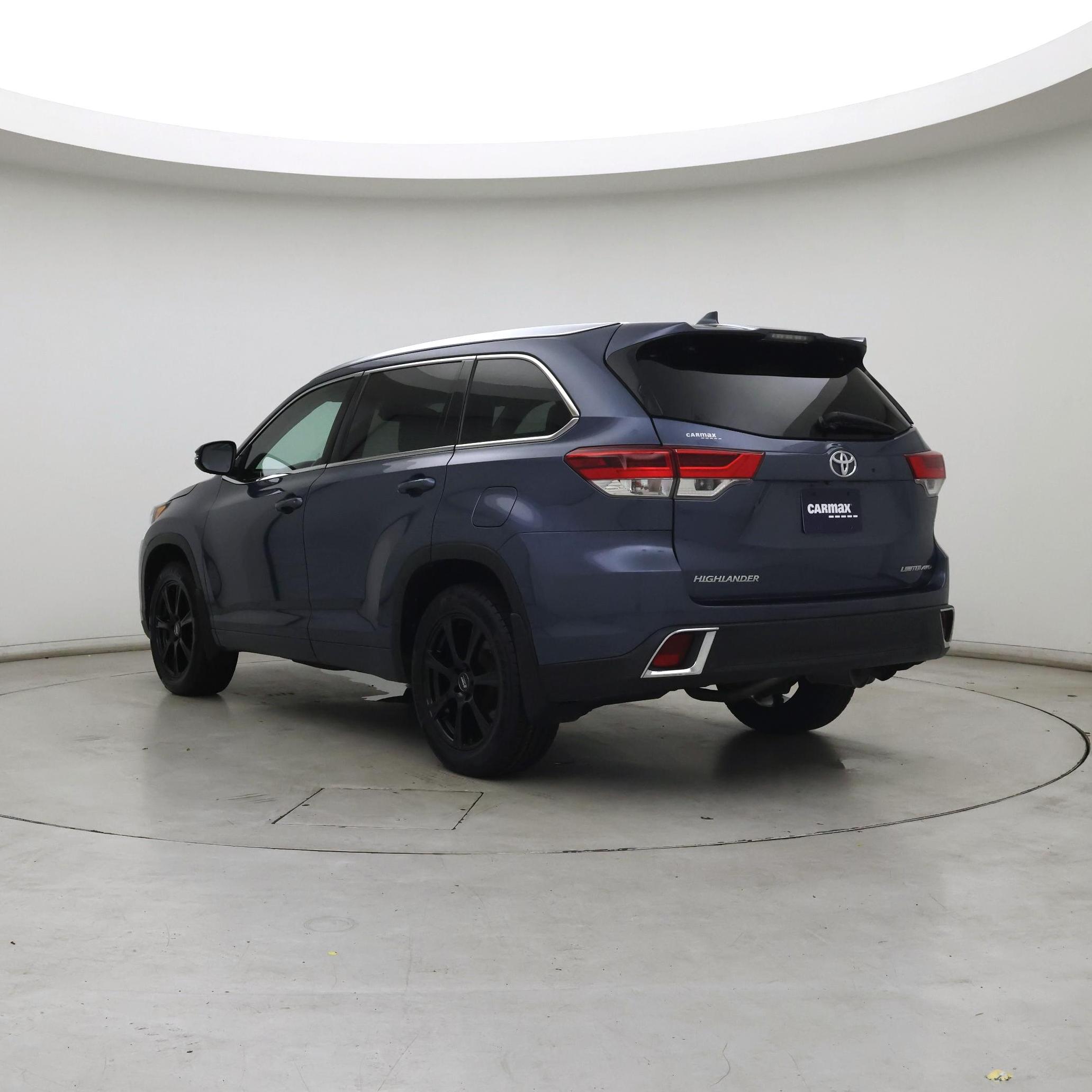 Thumbnail: 2017 Toyota Highlander - 2