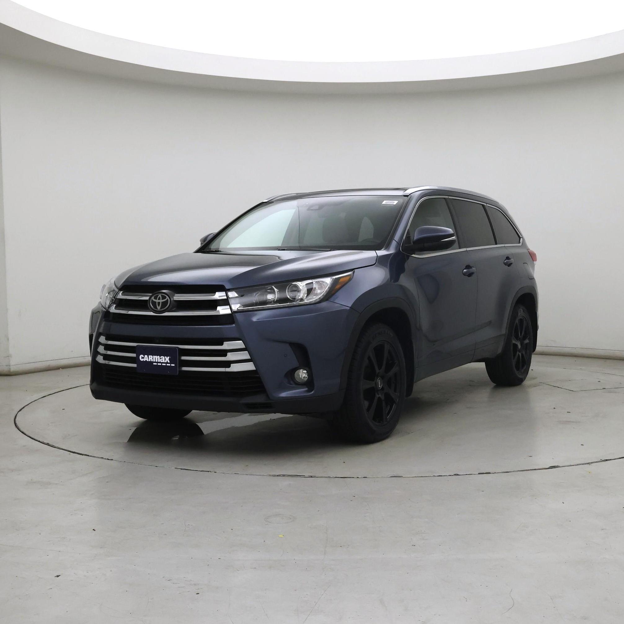 Thumbnail: 2017 Toyota Highlander - 4