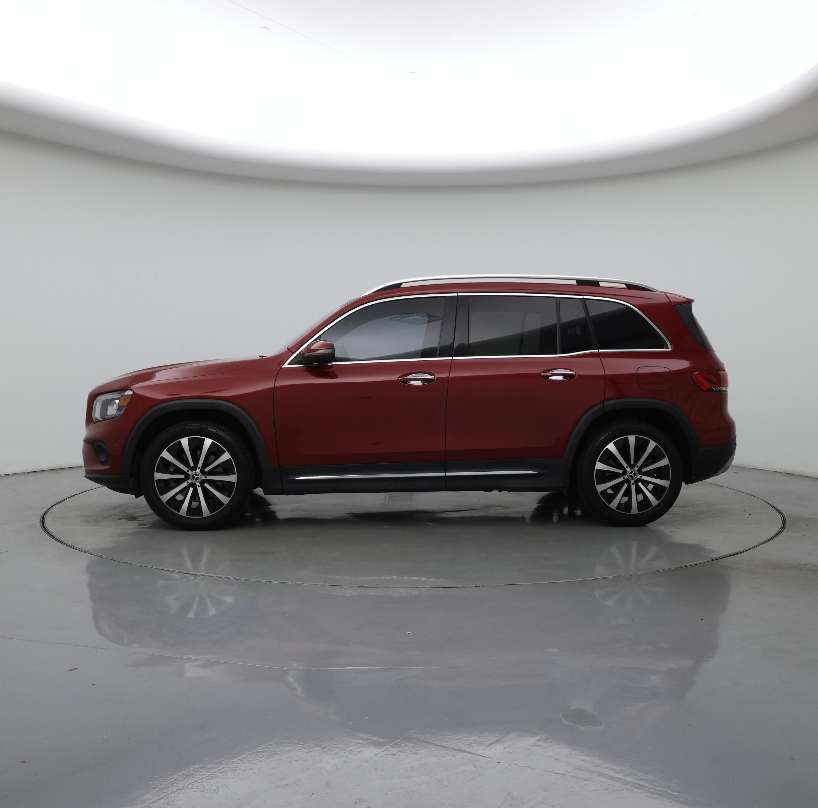 Thumbnail: 2021 Mercedes-Benz GLB - 3