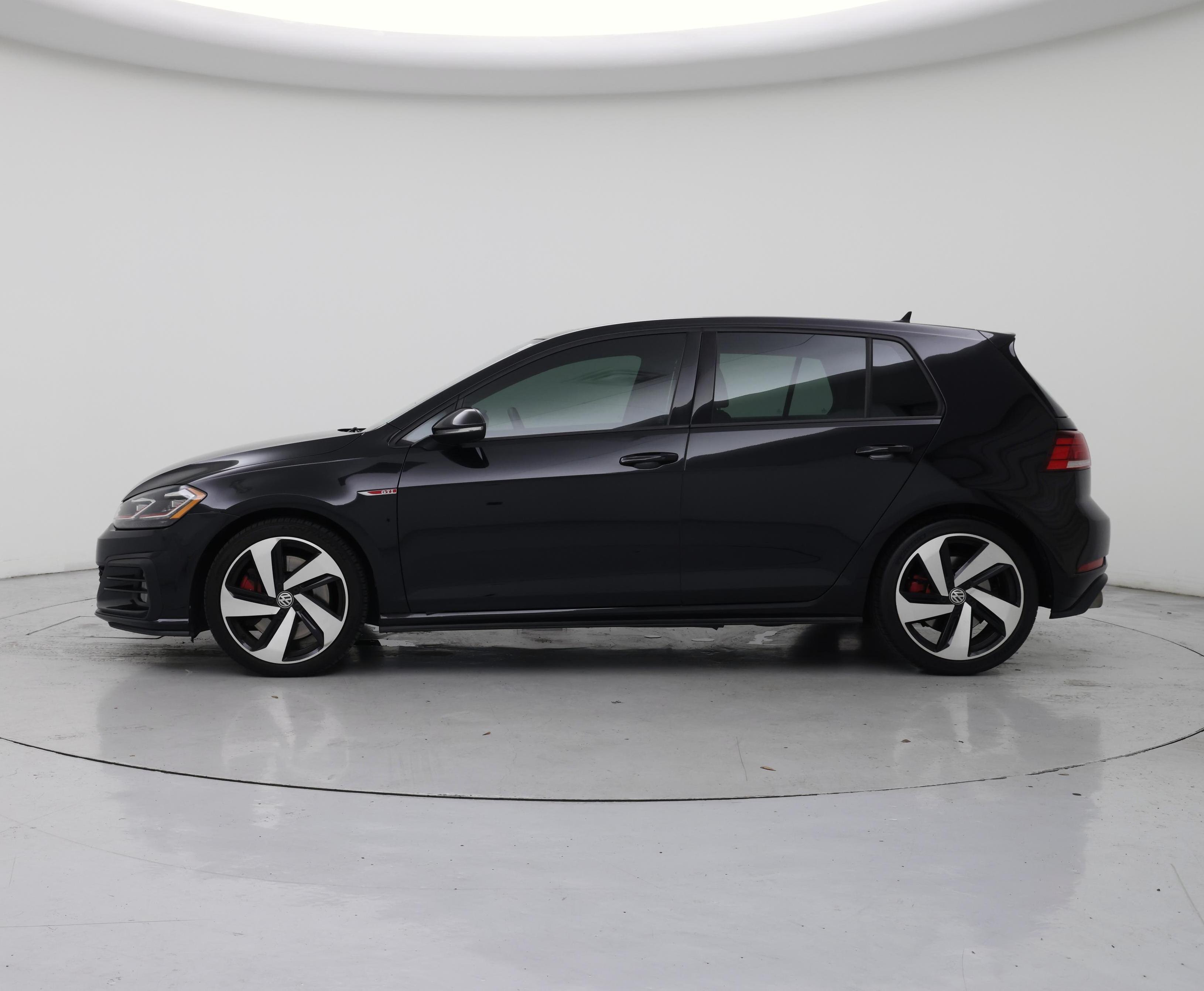 Thumbnail: 2020 Volkswagen Golf - 3