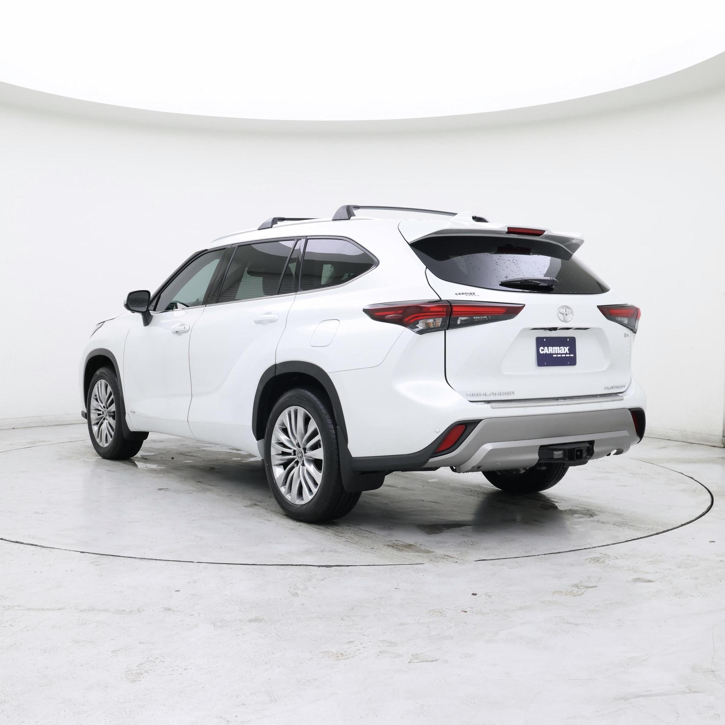 Thumbnail: 2026 Toyota Highlander - 2