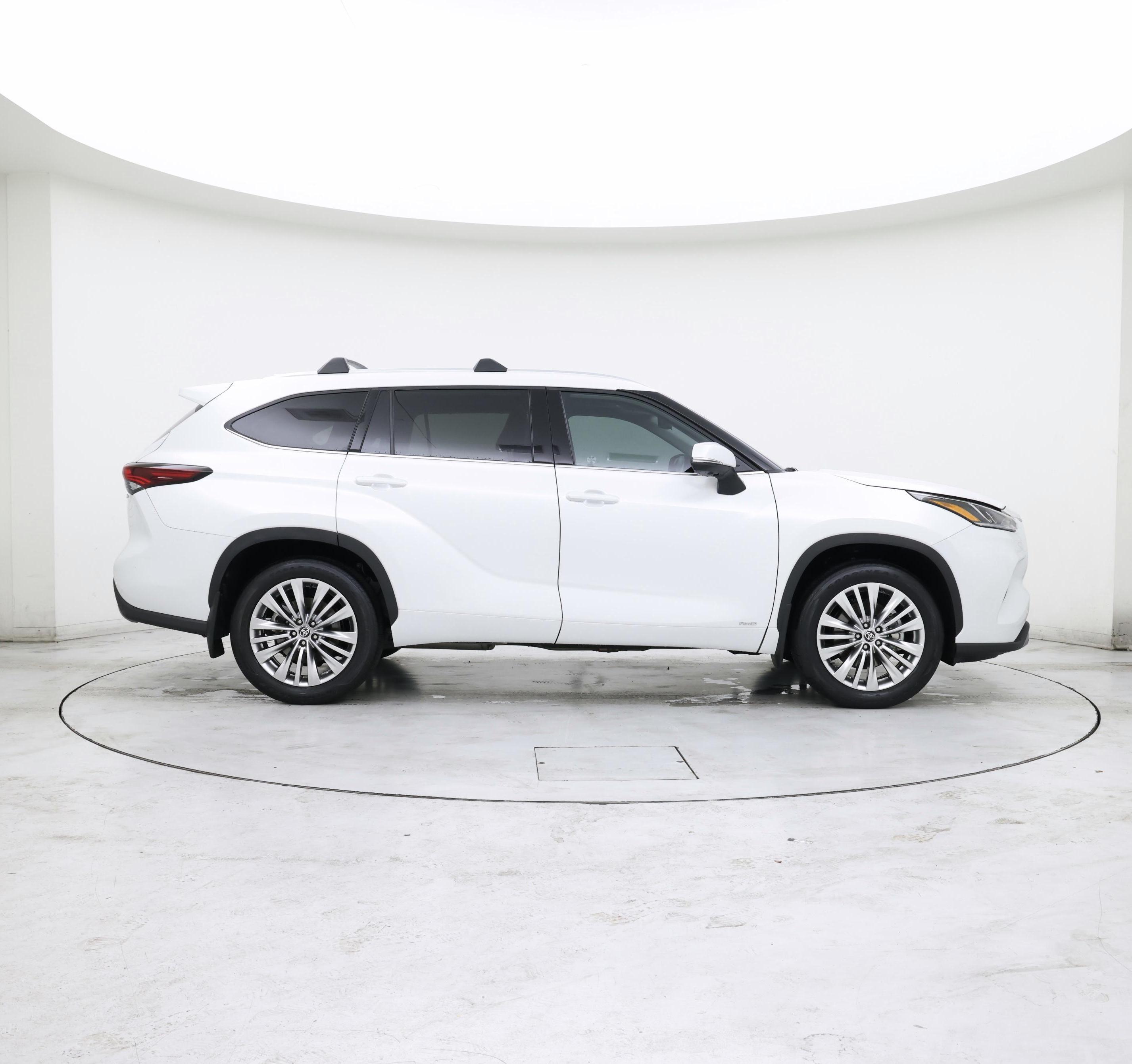 Thumbnail: 2026 Toyota Highlander - 7