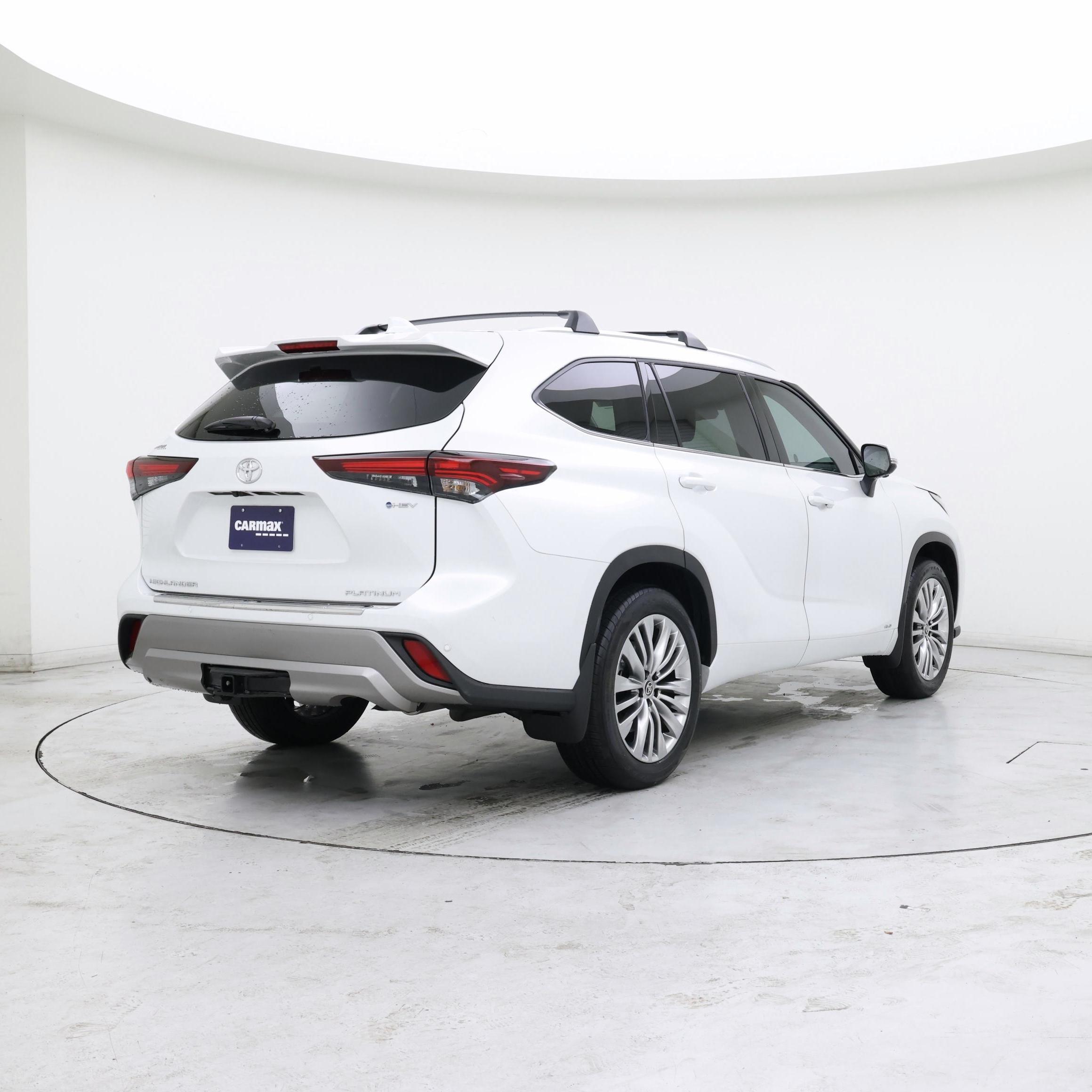 Thumbnail: 2026 Toyota Highlander - 8