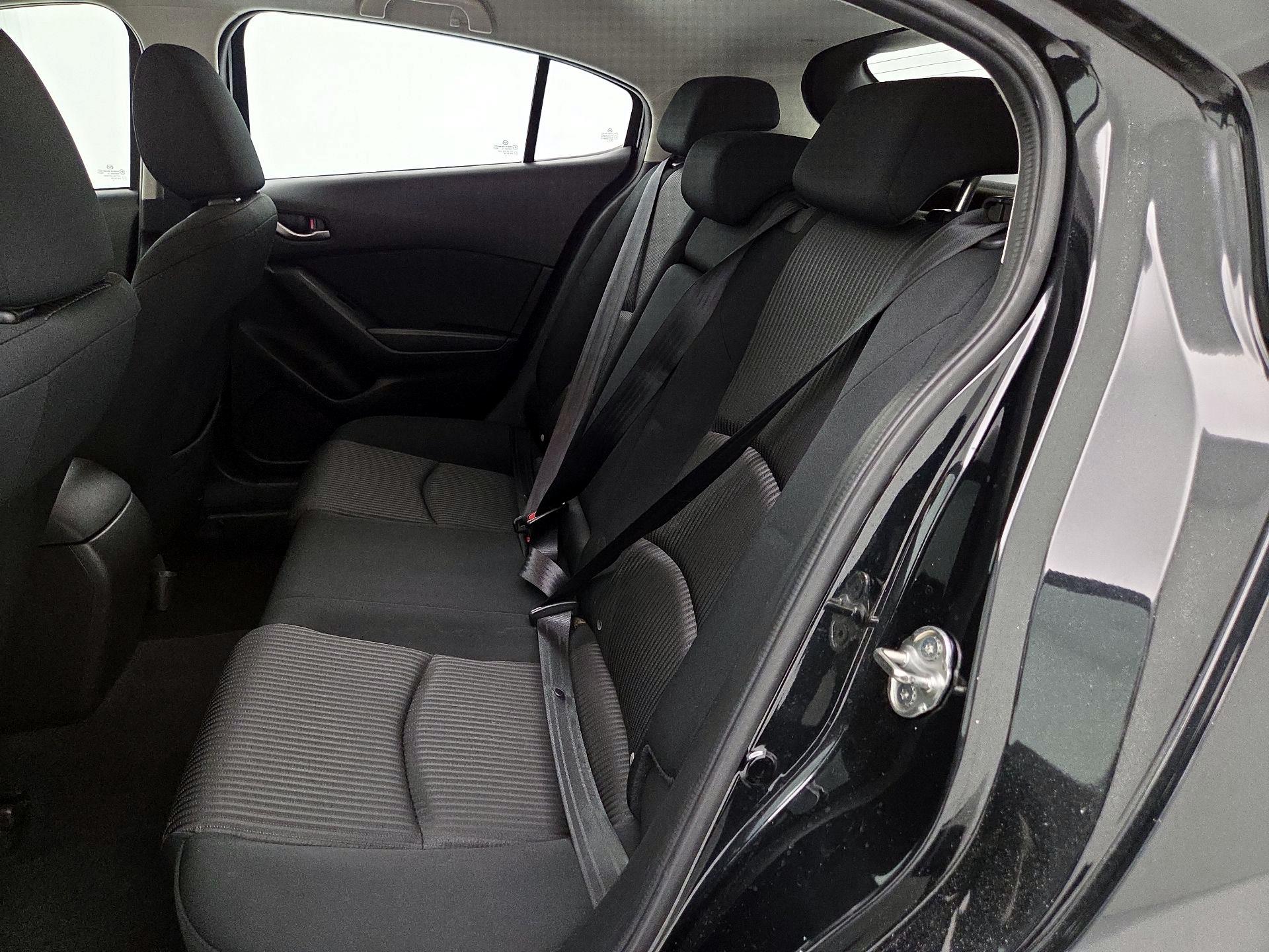 Thumbnail: 2015 Mazda Mazda3 - 20