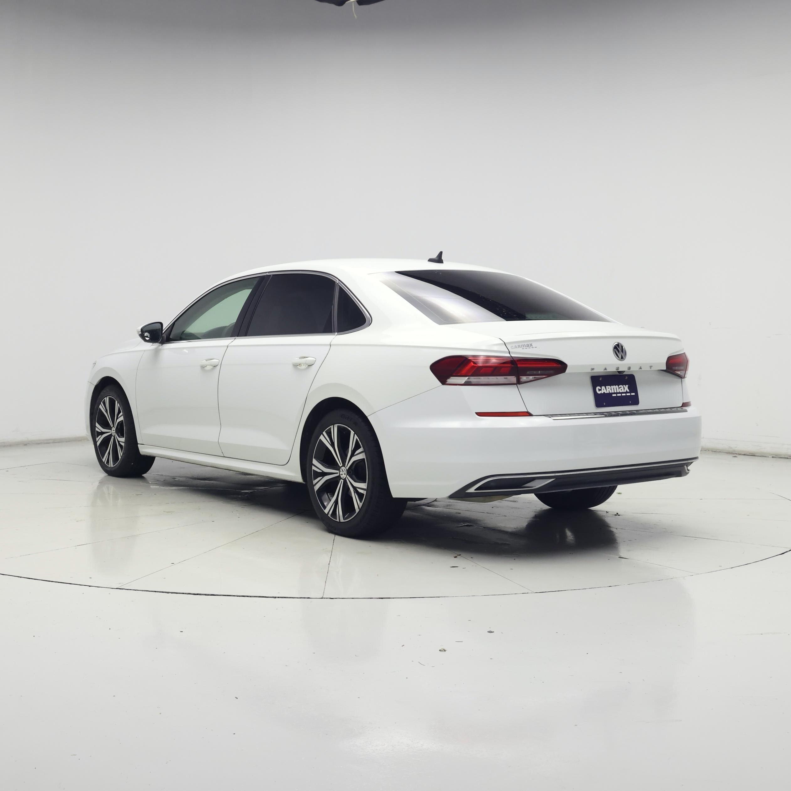 Thumbnail: 2021 Volkswagen Passat - 2