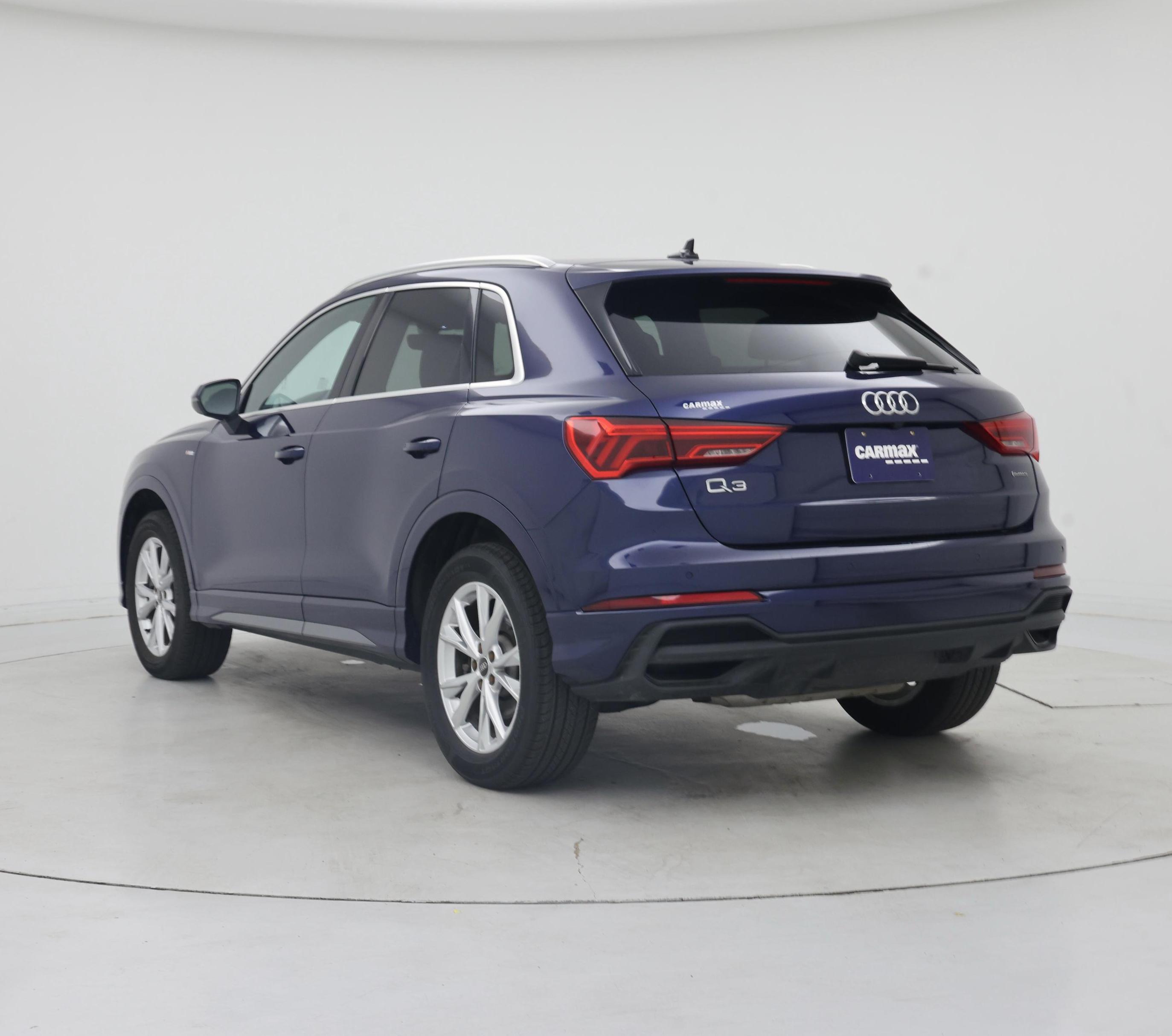 Thumbnail: 2024 Audi Q3 - 2