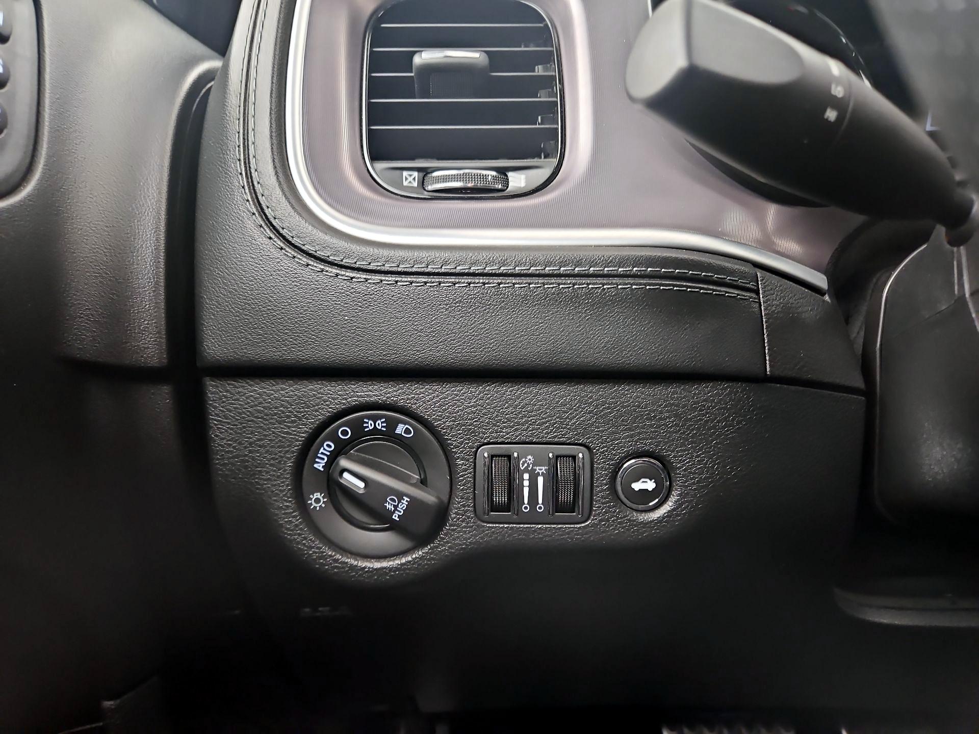 Thumbnail: 2022 Dodge Charger - 13