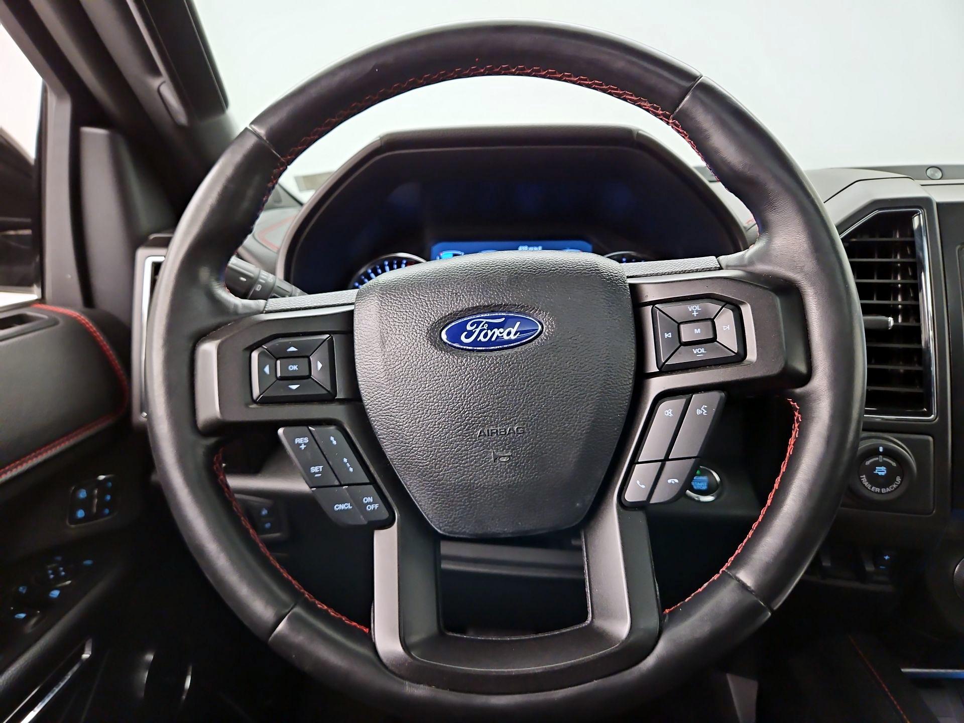 Thumbnail: 2019 Ford Expedition - 10