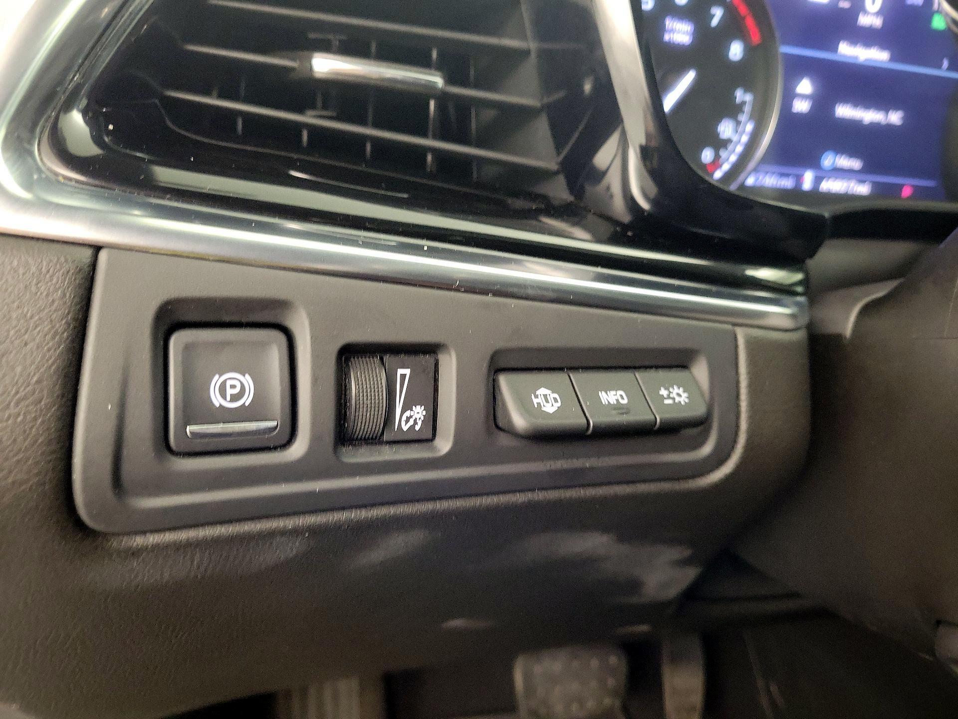 Thumbnail: 2021 Cadillac XT6 - 13