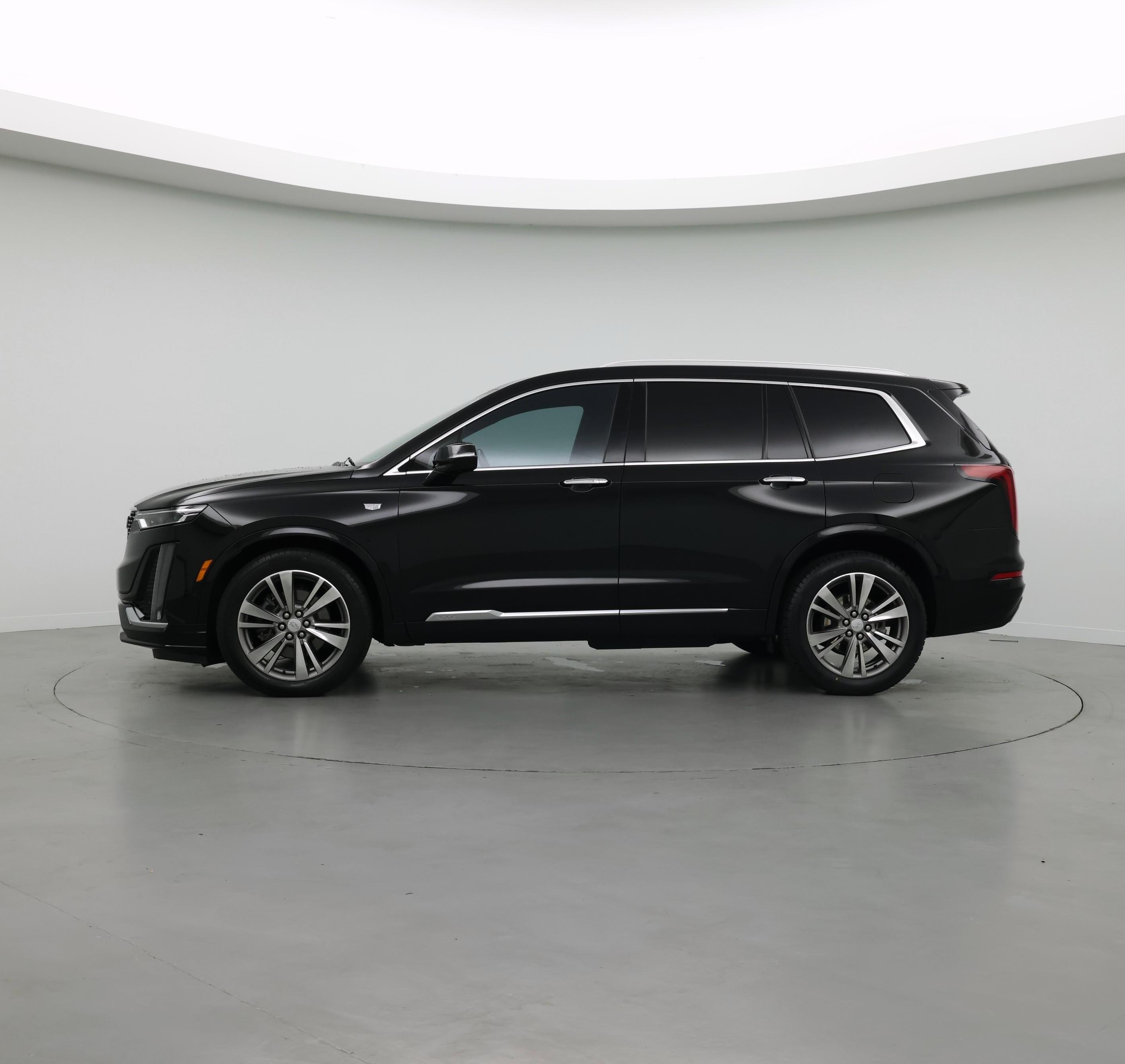 Thumbnail: 2021 Cadillac XT6 - 3
