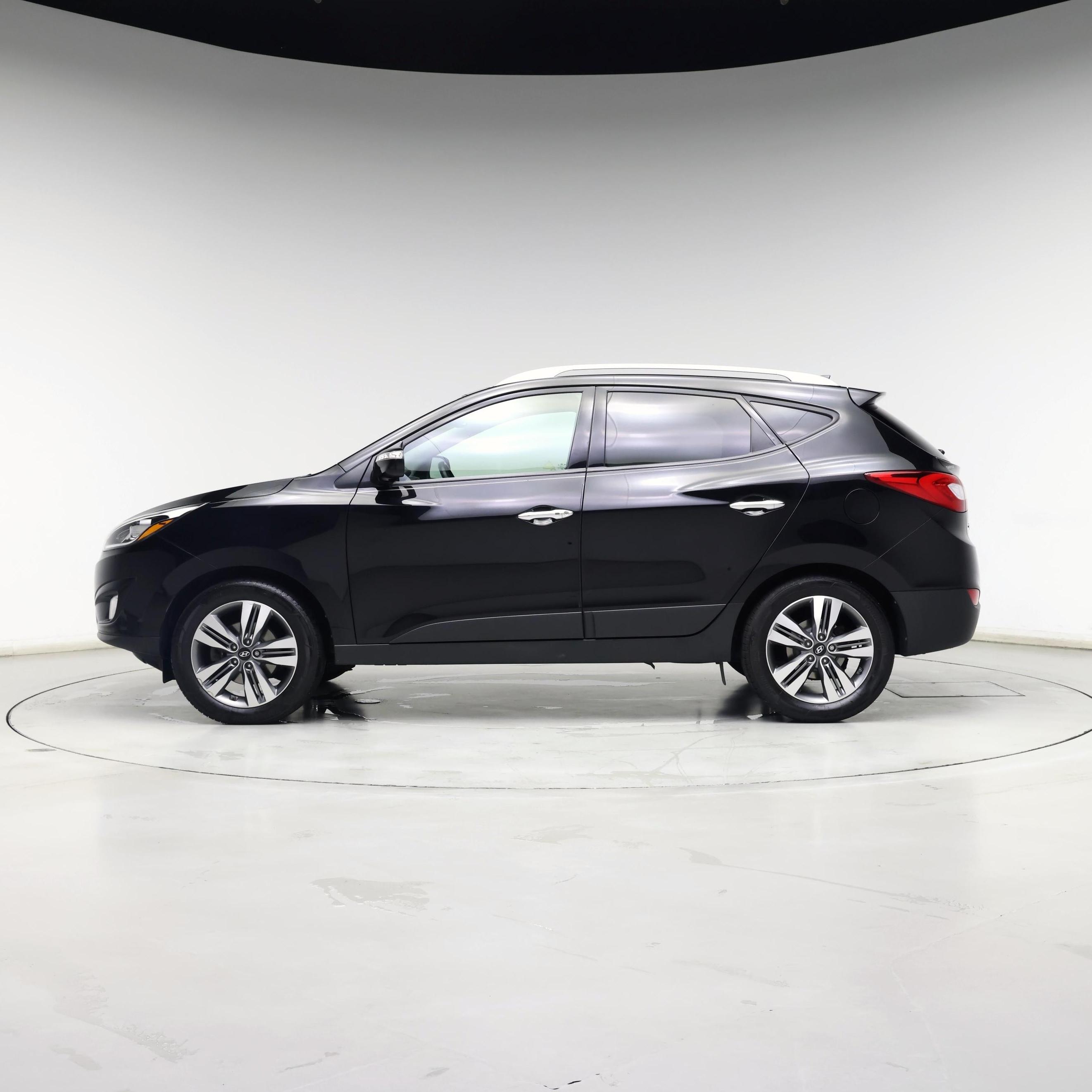 Thumbnail: 2015 Hyundai Tucson - 3