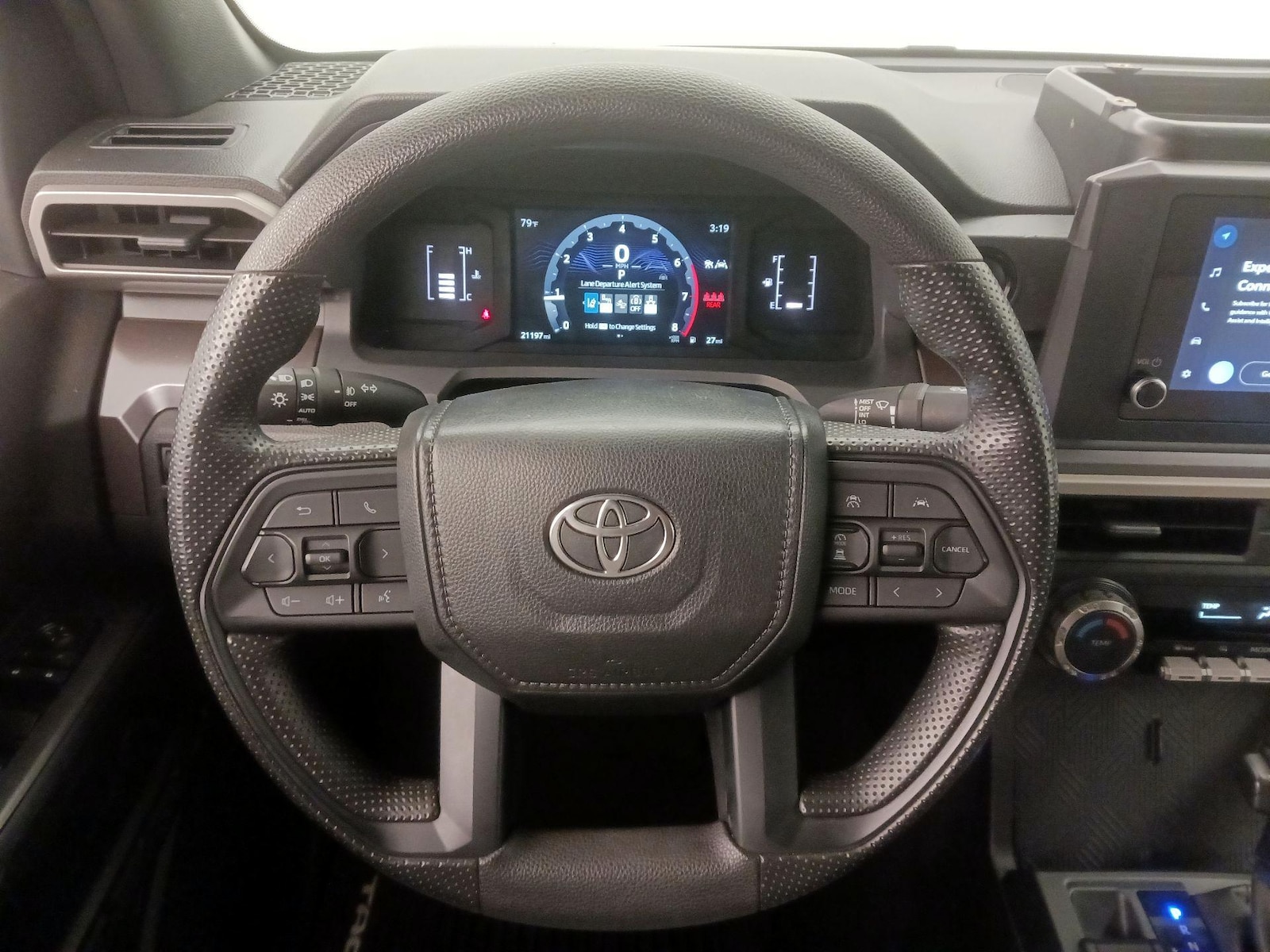 2024 Toyota Tacoma SR5 - Photo 11