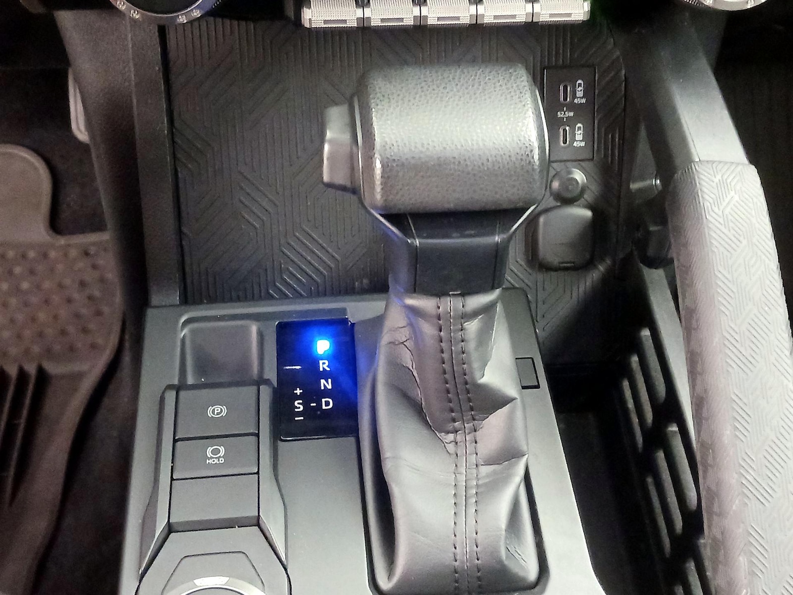 2024 Toyota Tacoma SR5 - Photo 18