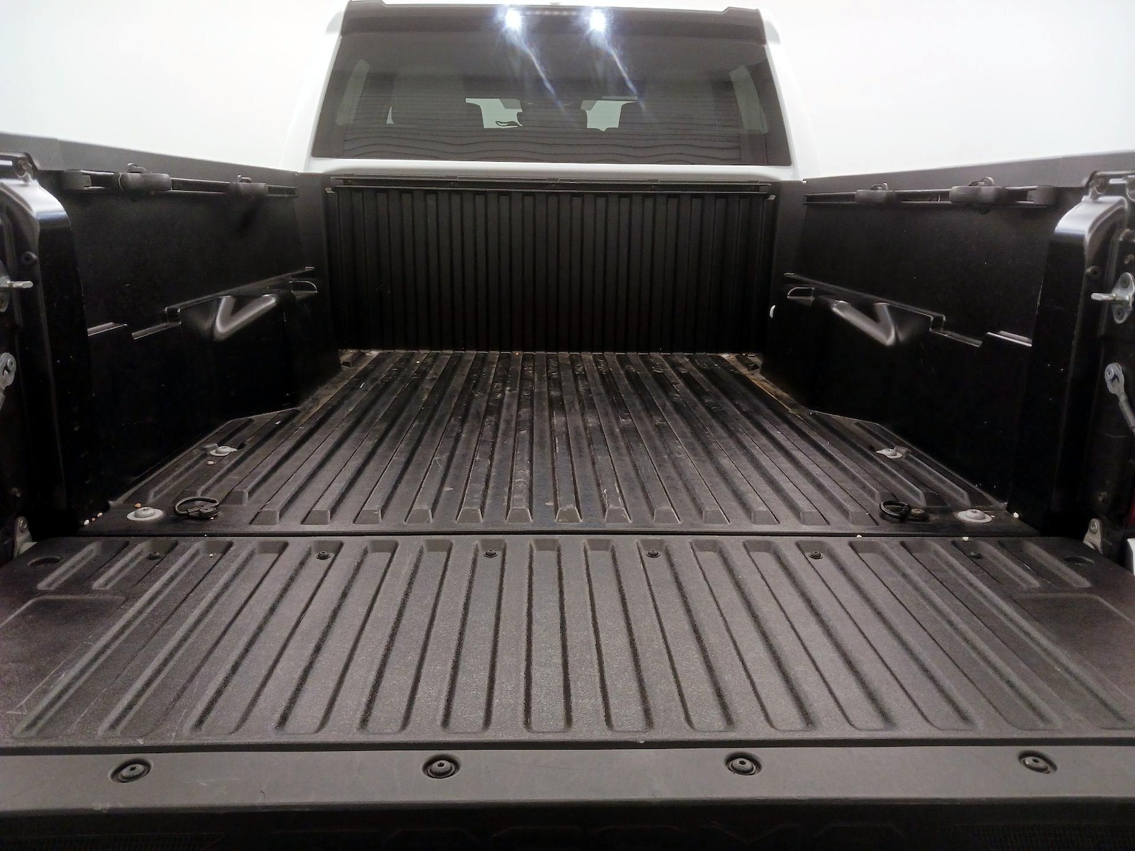 2024 Toyota Tacoma SR5 - Photo 21