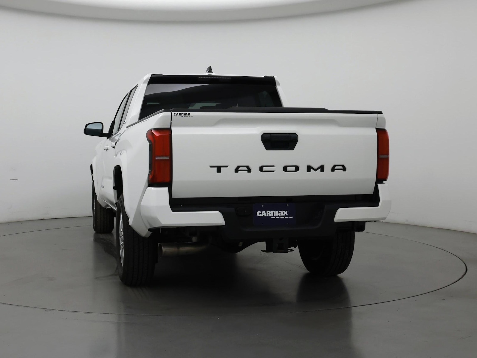 2024 Toyota Tacoma SR5 - Photo 7