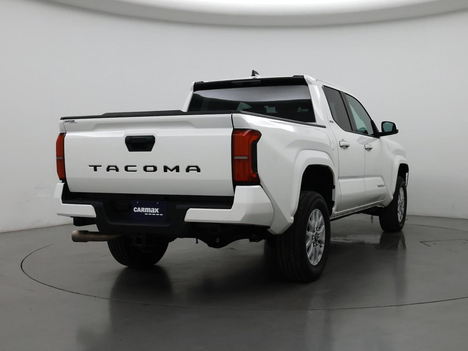 2024 Toyota Tacoma SR5 - Photo 9