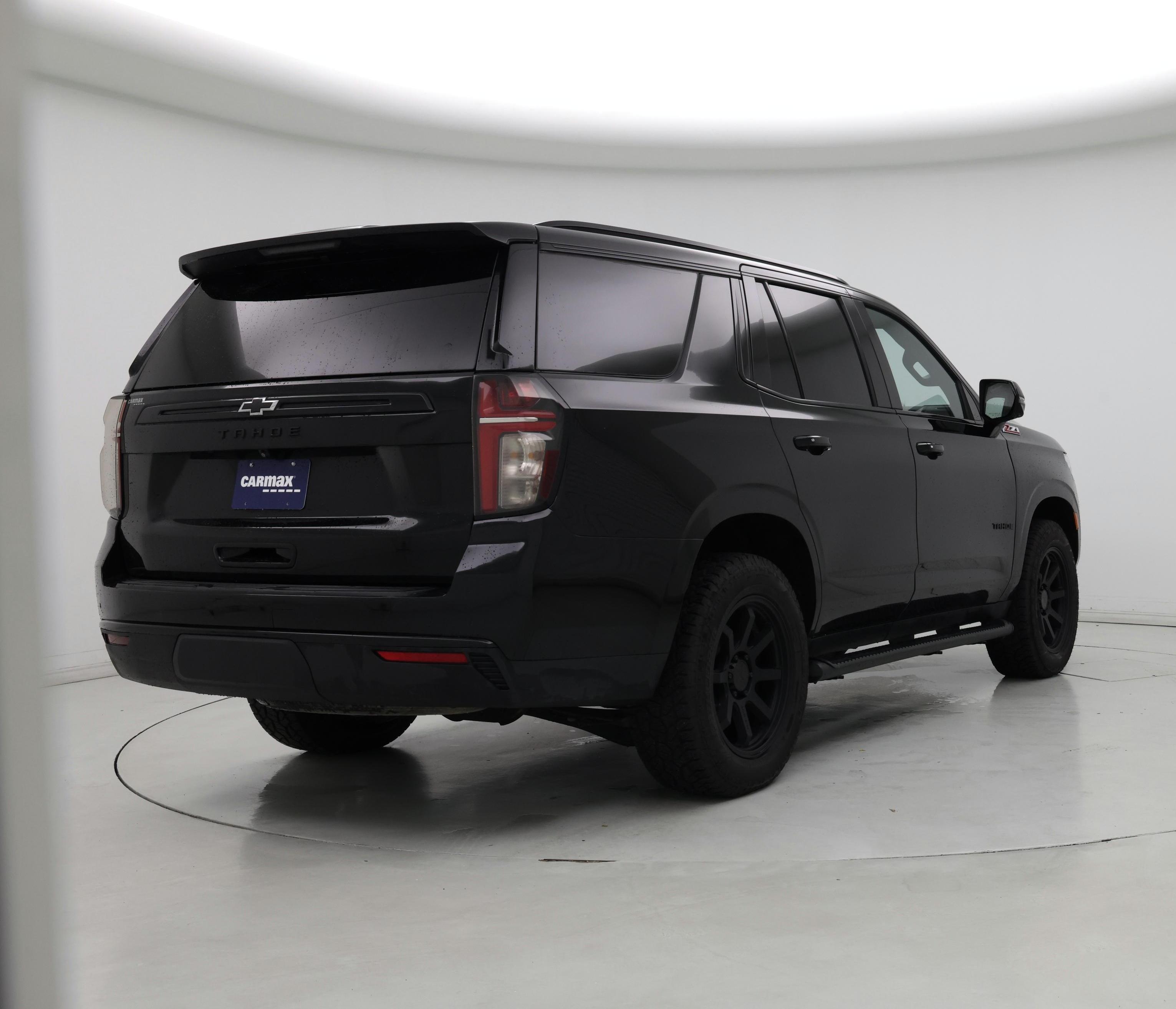 Thumbnail: 2023 Chevrolet Tahoe - 8