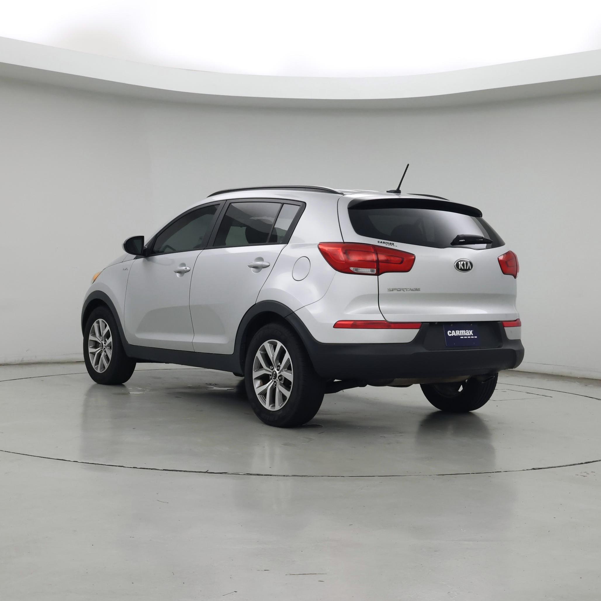 Thumbnail: 2016 Kia Sportage - 2