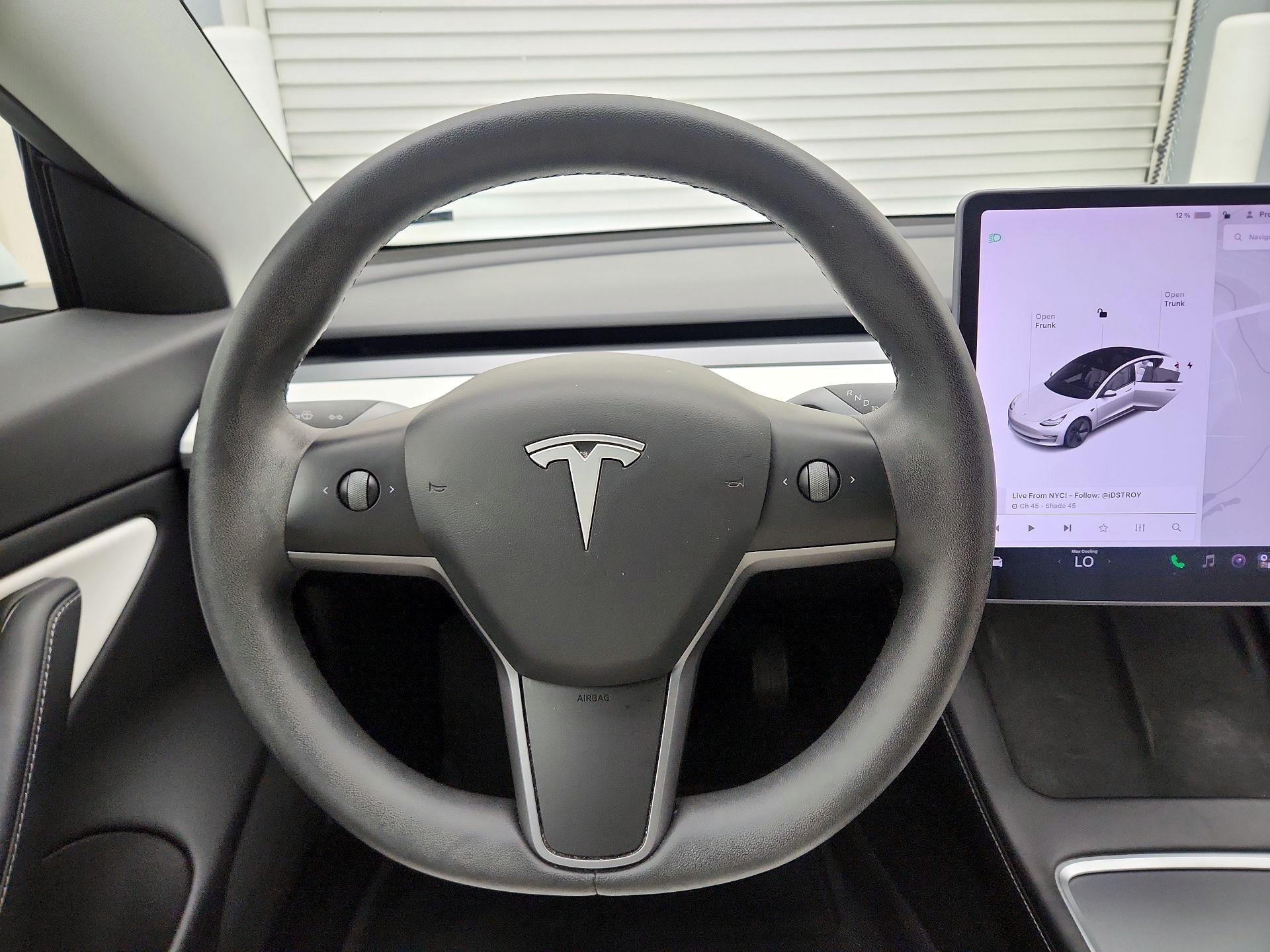 Thumbnail: 2021 Tesla Model 3 - 10