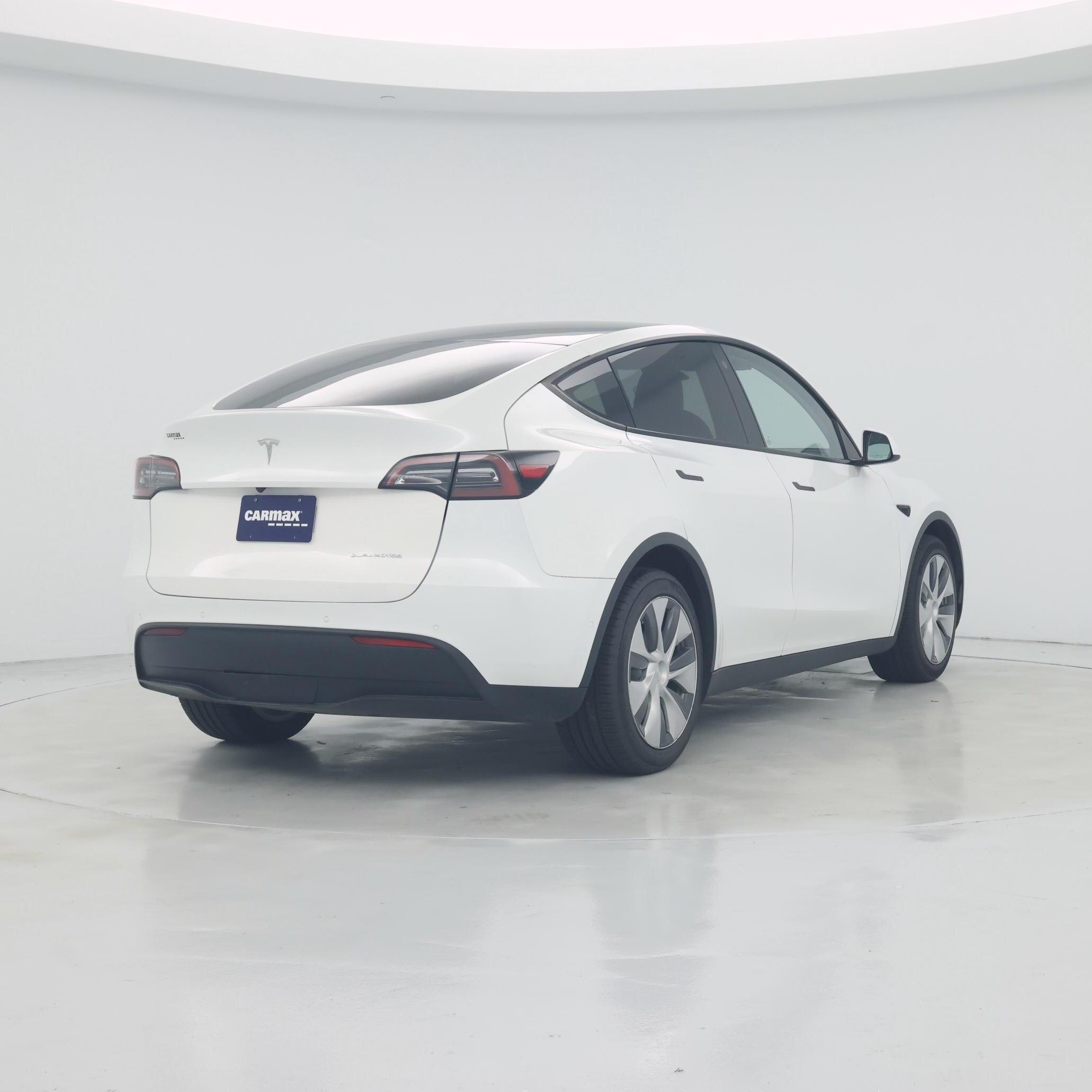 Thumbnail: 2022 Tesla Model Y - 8