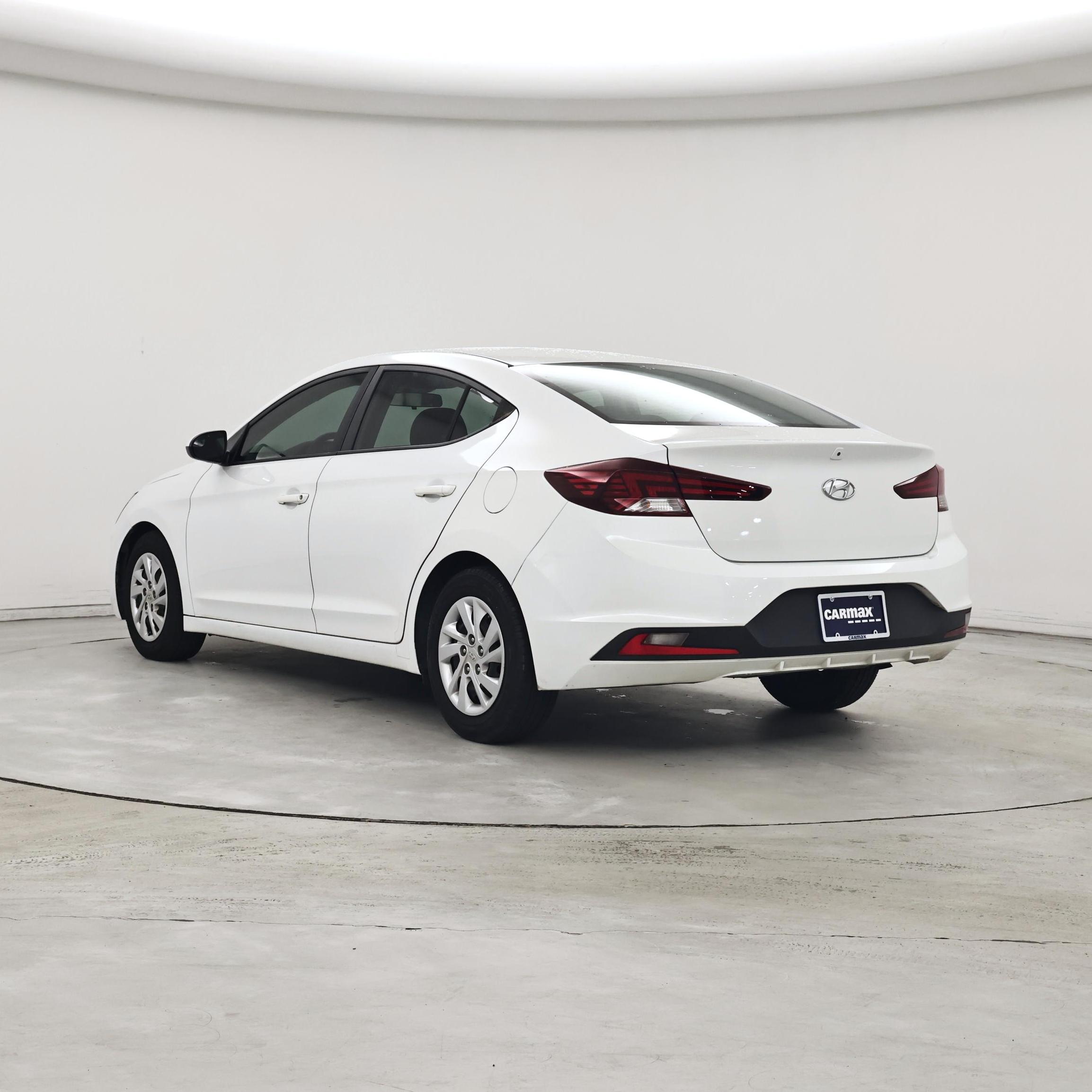 Thumbnail: 2019 Hyundai Elantra - 2