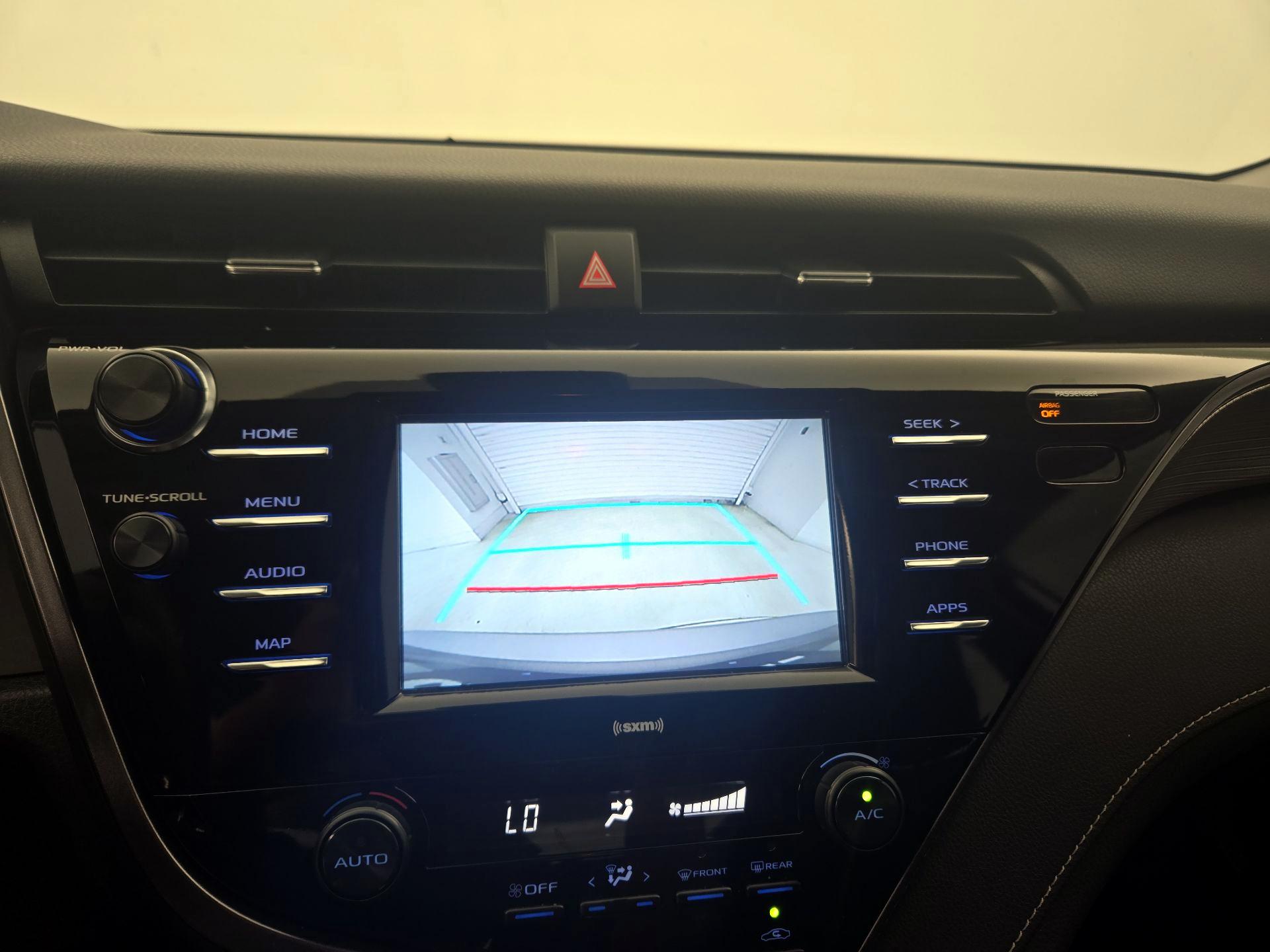 Thumbnail: 2020 Toyota Camry - 14