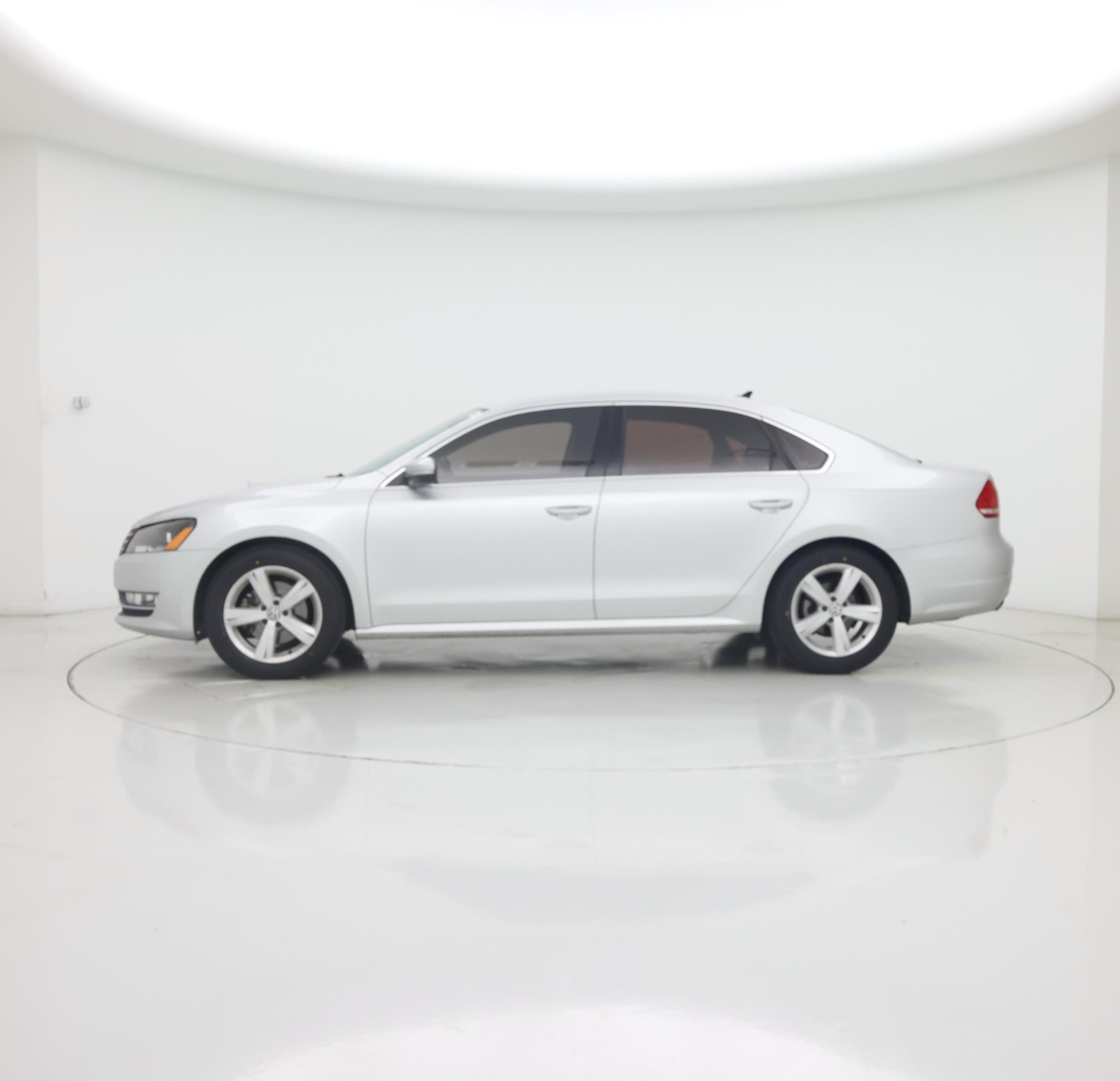 Thumbnail: 2015 Volkswagen Passat - 3