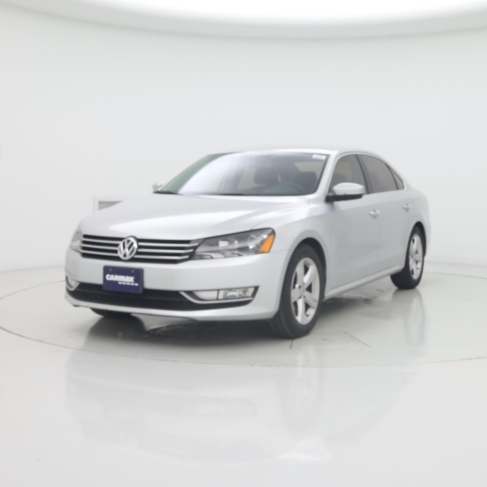 Thumbnail: 2015 Volkswagen Passat - 4