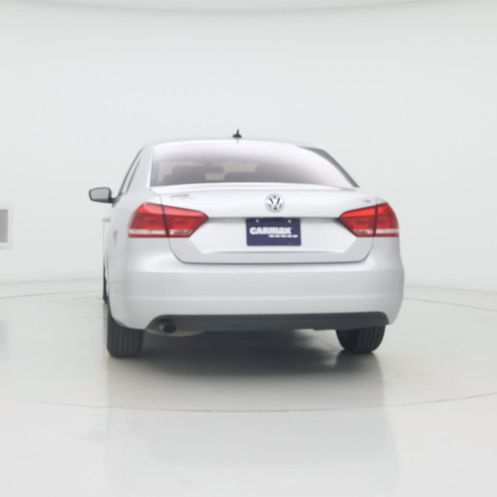 Thumbnail: 2015 Volkswagen Passat - 6