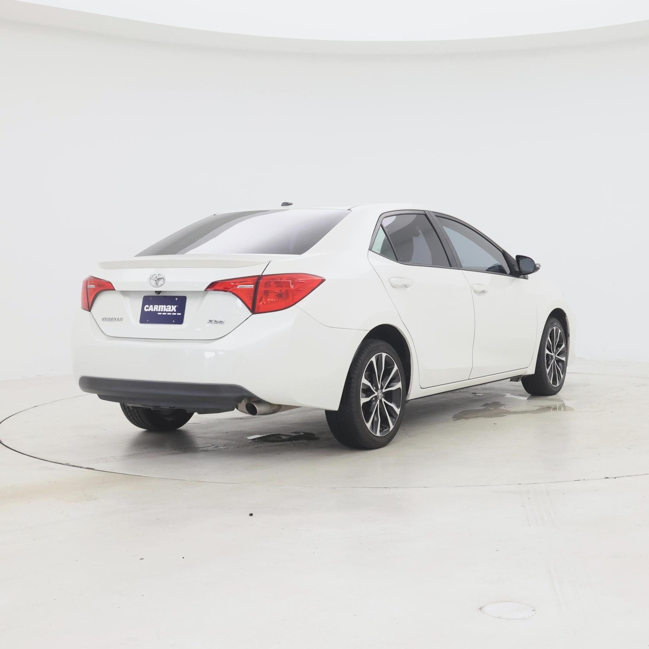 Thumbnail: 2017 Toyota Corolla - 8