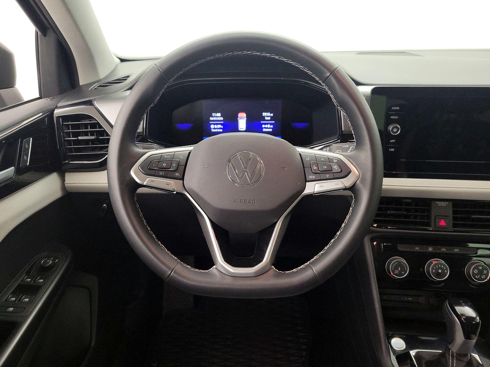 Thumbnail: 2025 Volkswagen Taos - 10