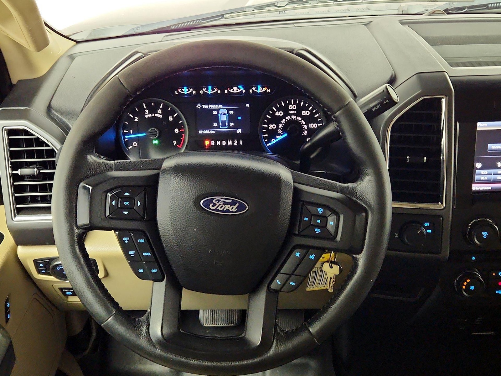 2015 Ford F-150 XLT - Photo 11