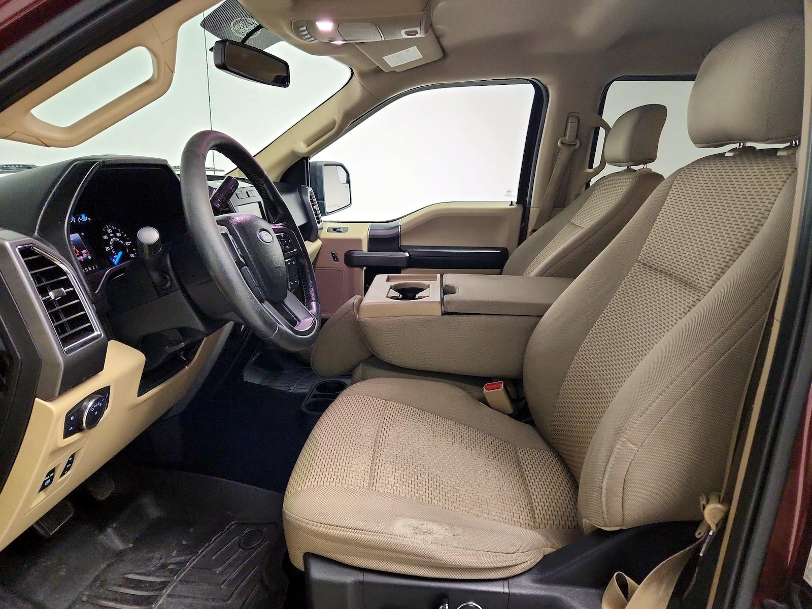 2015 Ford F-150 XLT - Photo 12