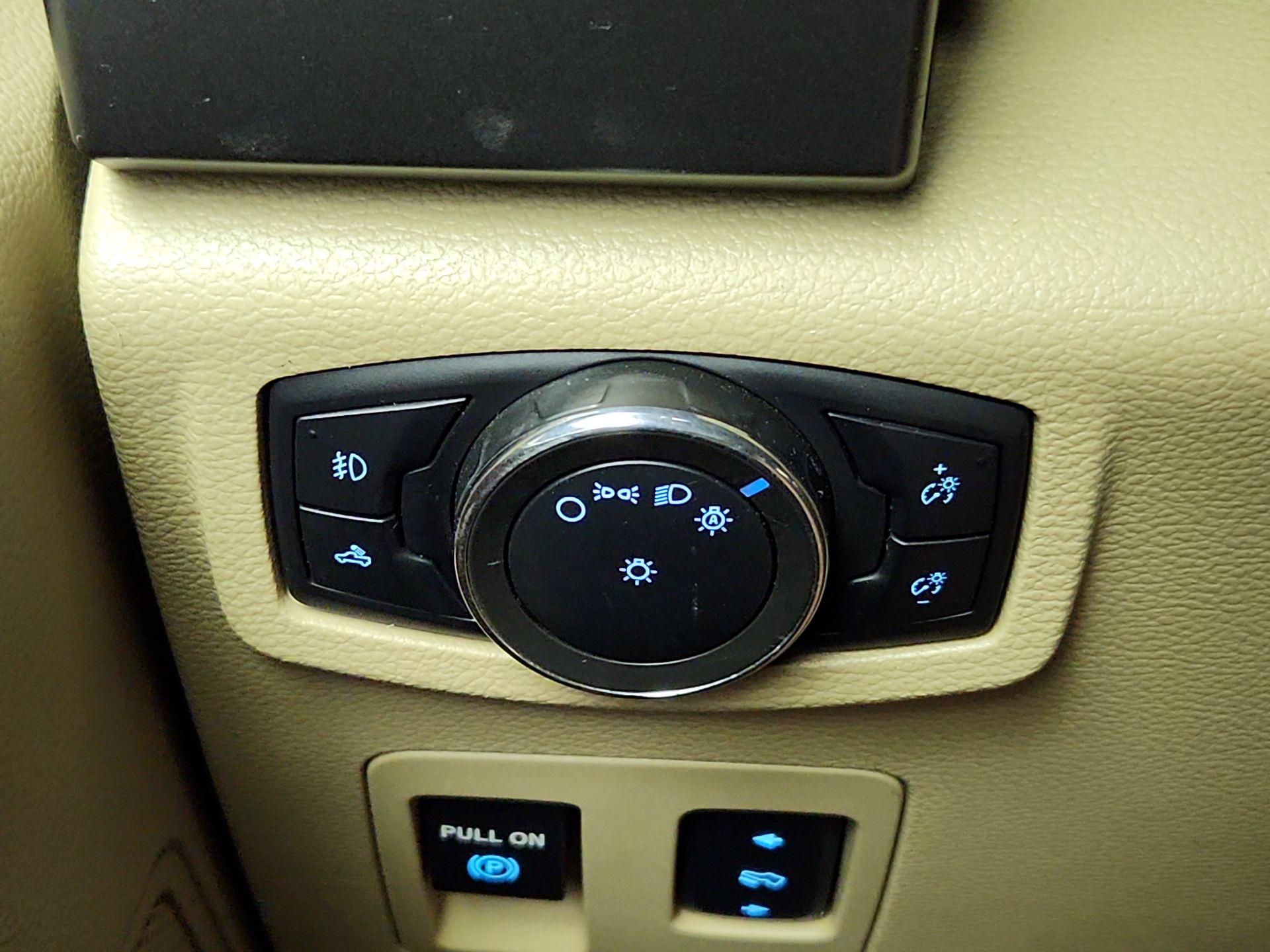 Thumbnail: 2015 Ford F-150 - 13