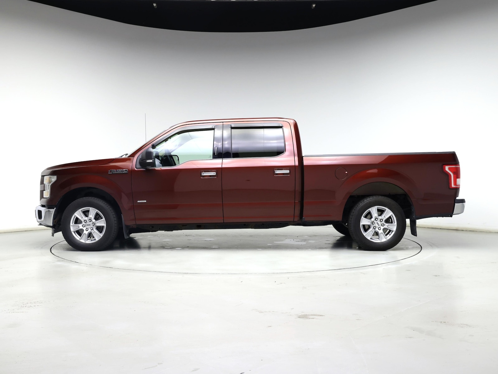 2015 Ford F-150 XLT - Photo 4
