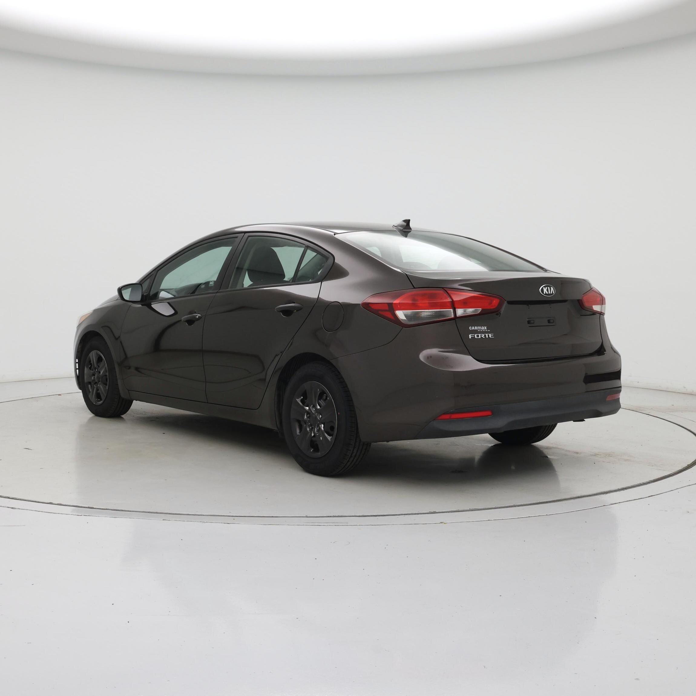 Thumbnail: 2017 Kia Forte - 2