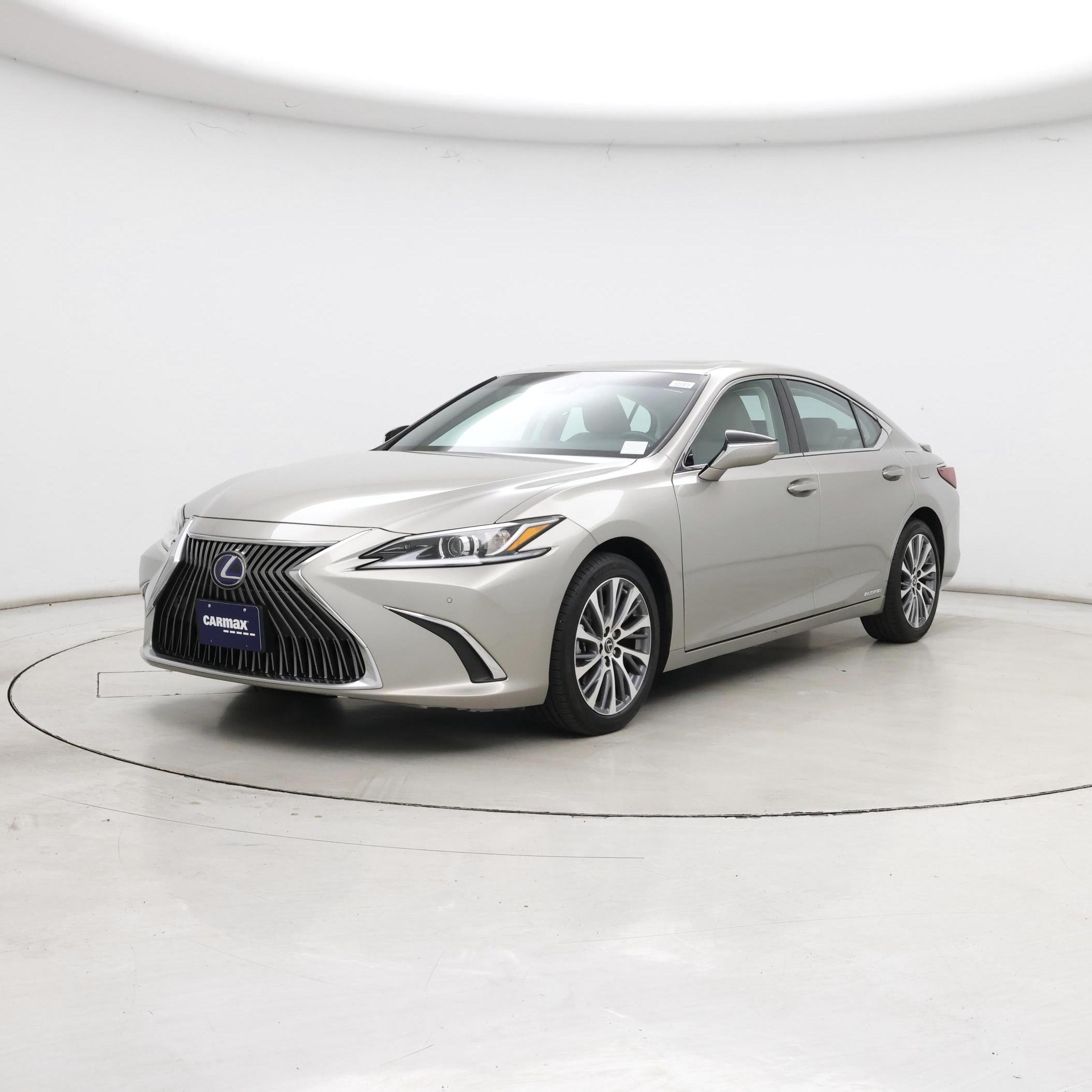 Thumbnail: 2021 Lexus ES - 4