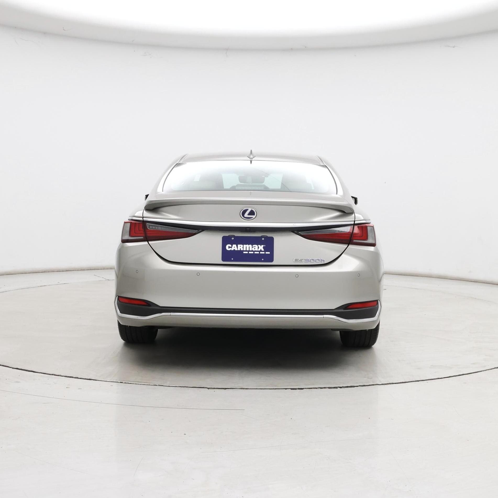 Thumbnail: 2021 Lexus ES - 6