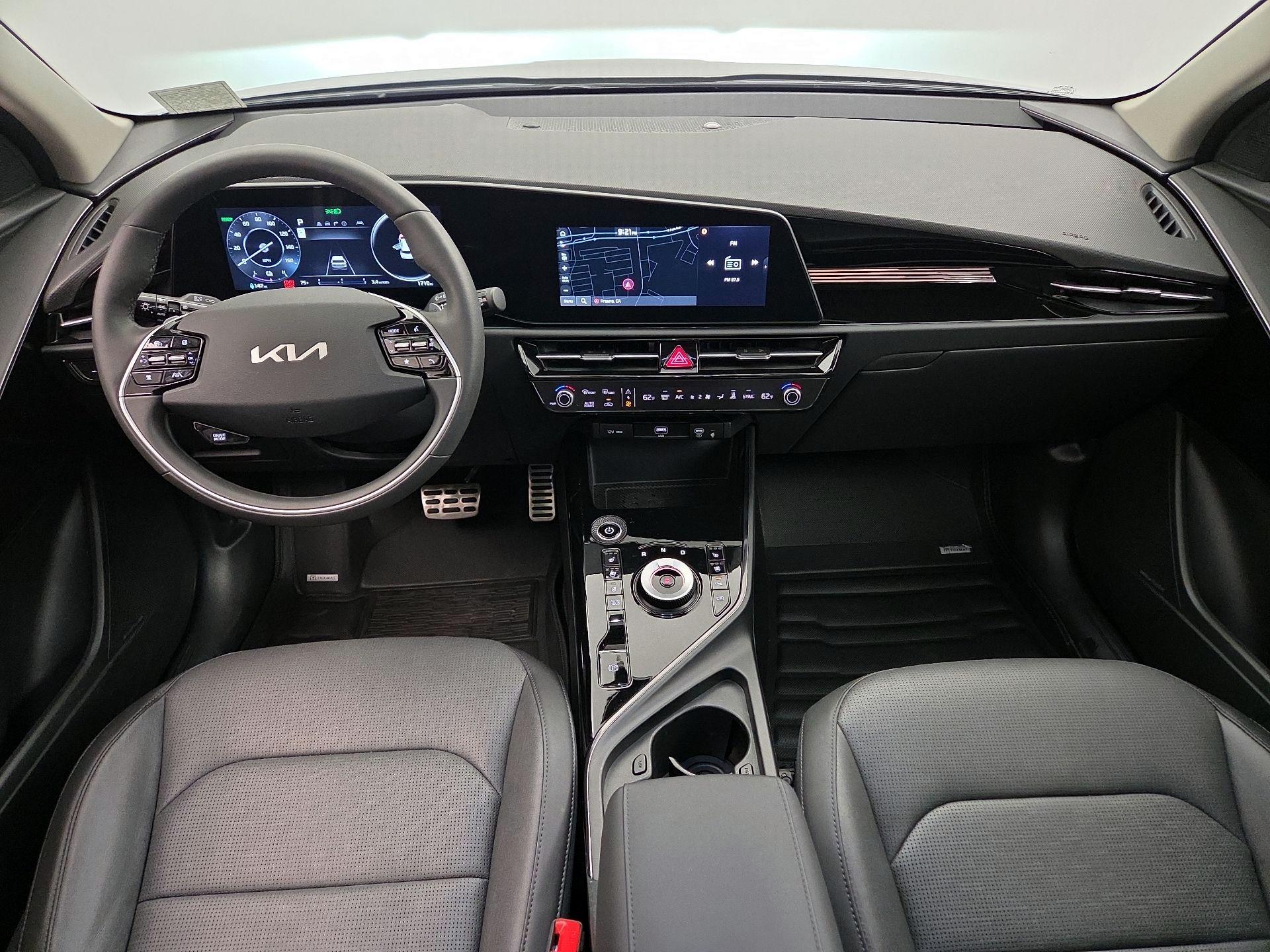 Thumbnail: 2025 Kia Niro - 9