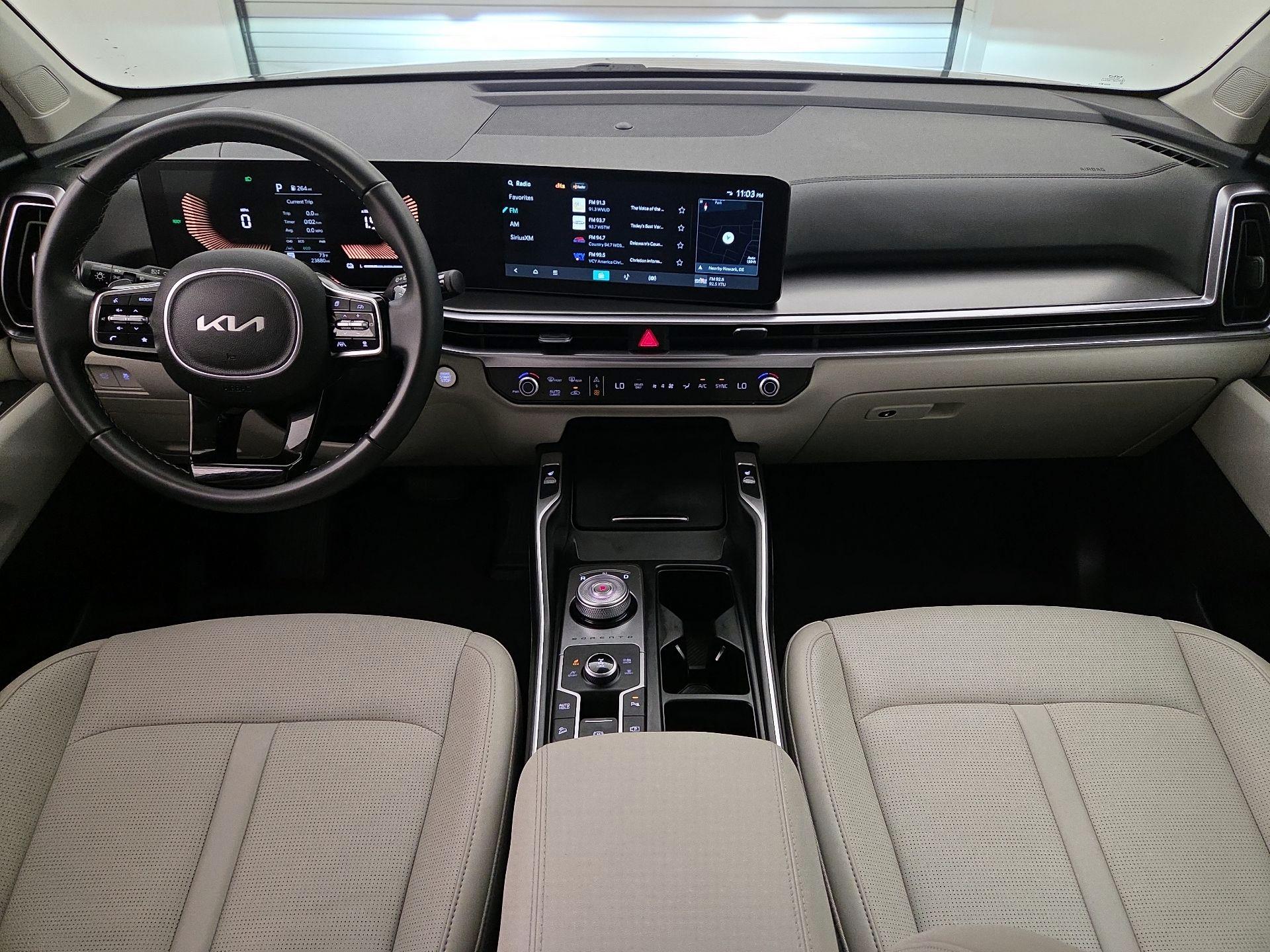 Thumbnail: 2025 Kia Sorento - 9